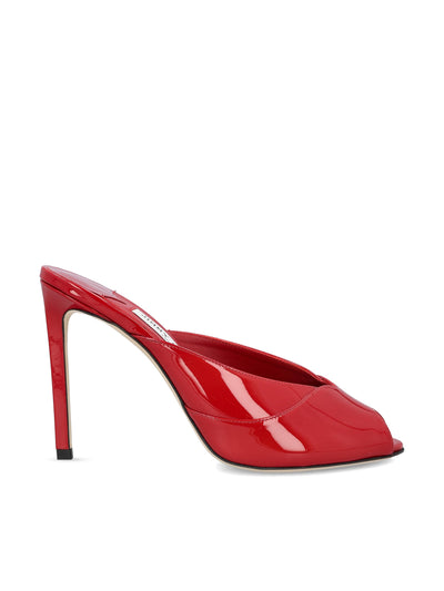 Mule realizzate in pelle verniciata. BRIGITTE 100 PATRUBYRED JIMMY CHOO 