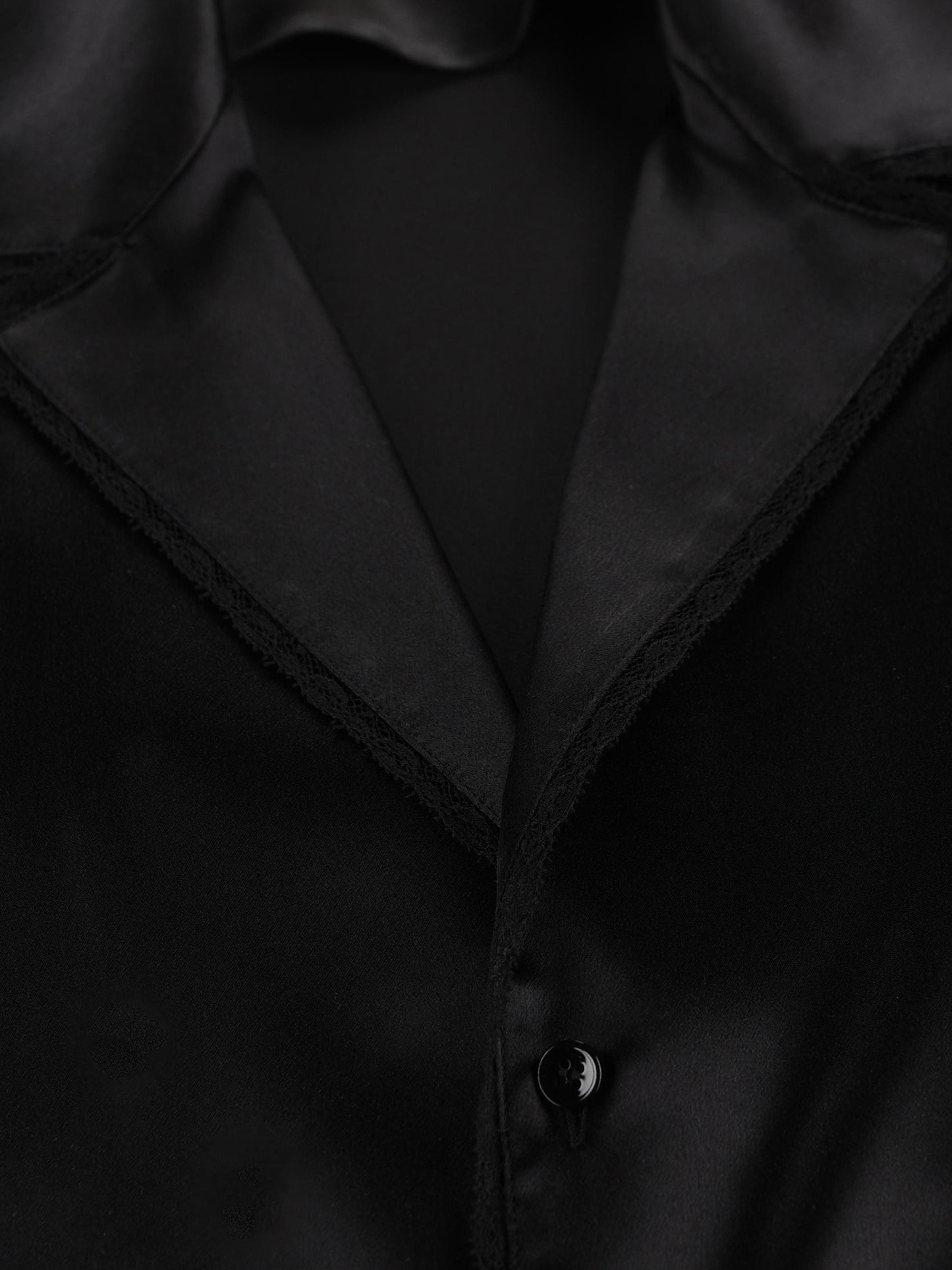 Maglia realizzata in seta. 861081 Y7G271000 SAINT LAURENT 