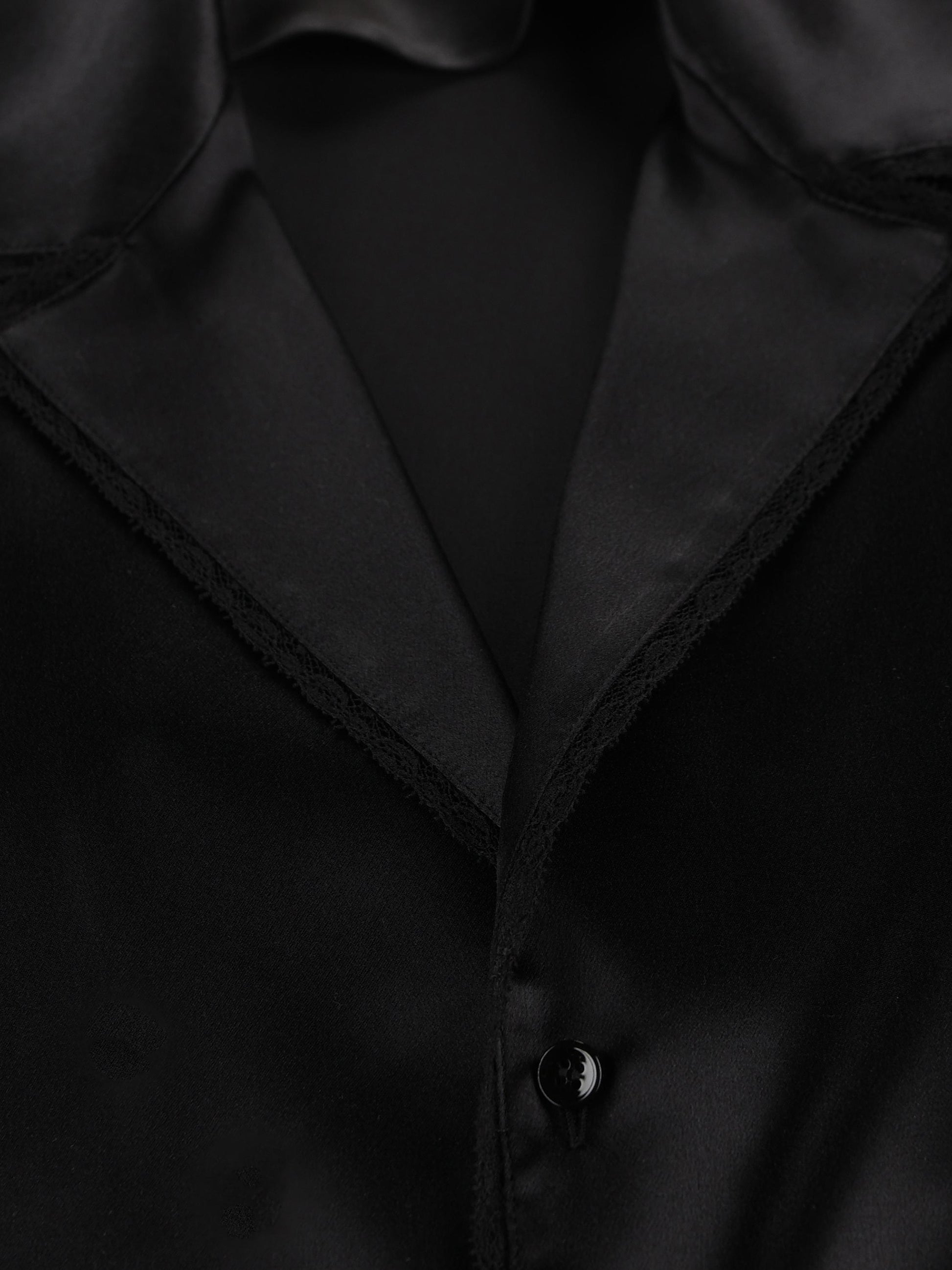 Maglia realizzata in seta. 861081 Y7G271000 SAINT LAURENT 