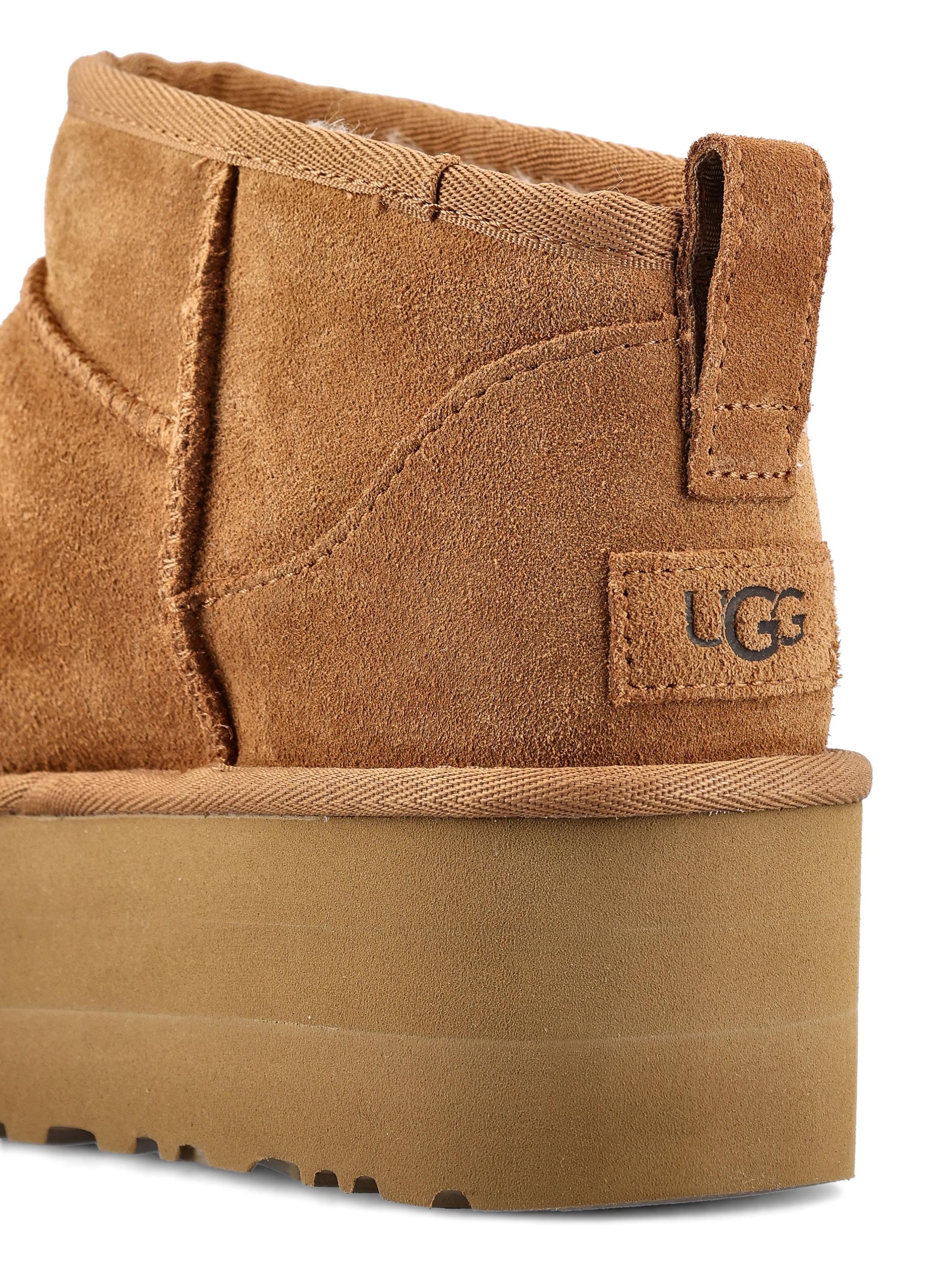 UGG 1135092CHE