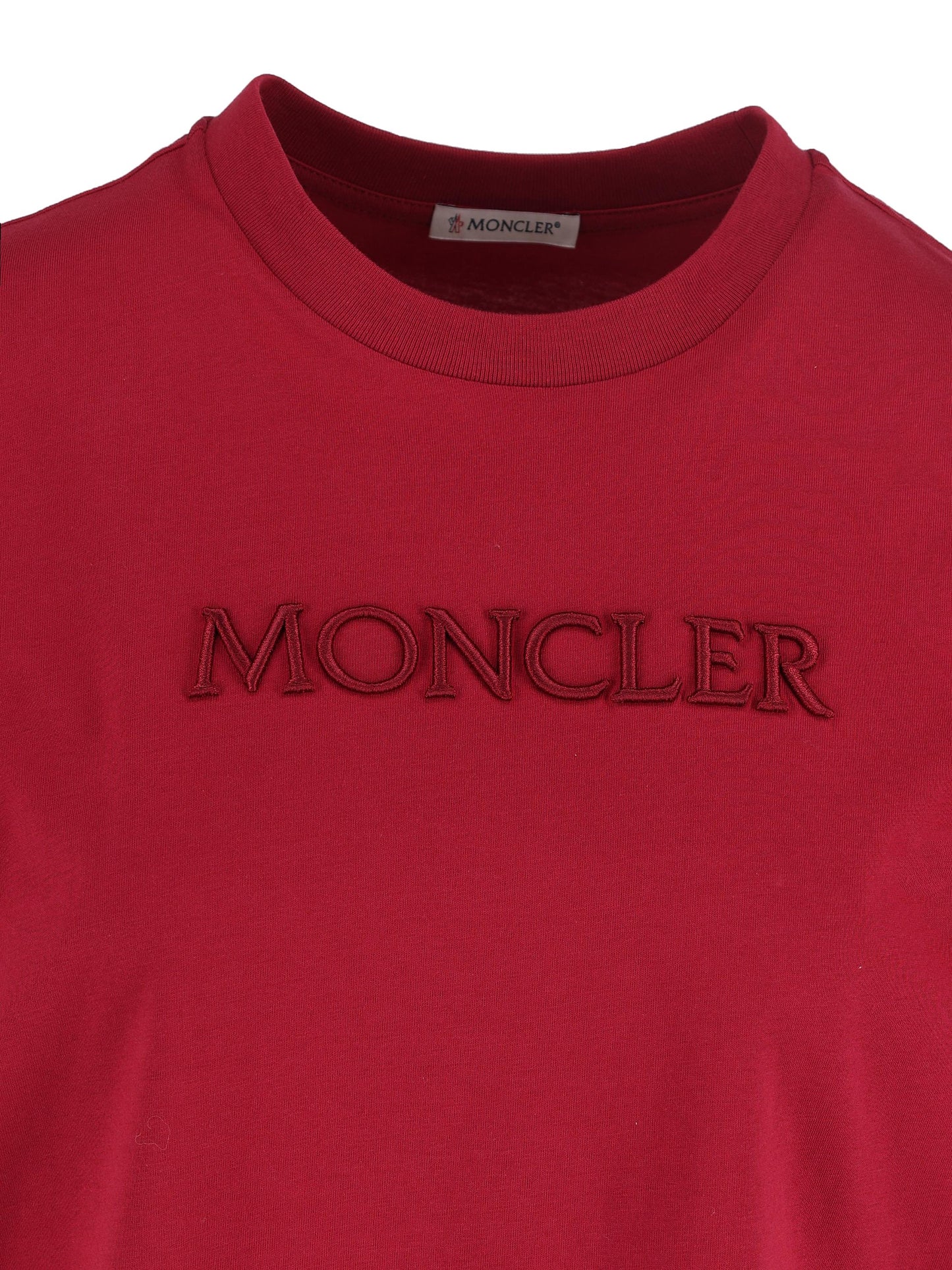 T-Shirt realizzata in cotone. W8C00021 89AUO438 MONCLER 