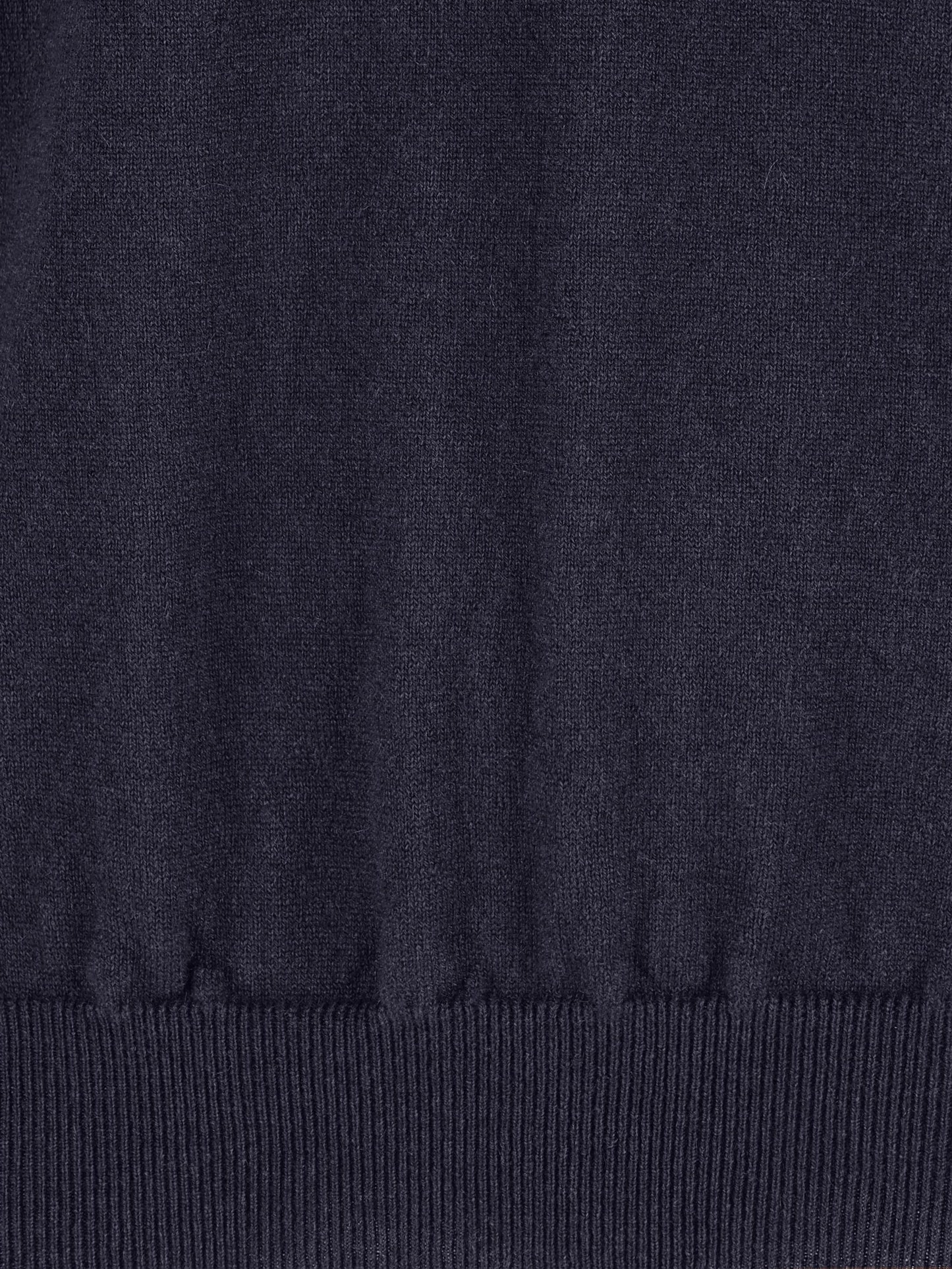 Maglione realizzato in cashmere. 3150C 1001 ALPHA STUDIO 