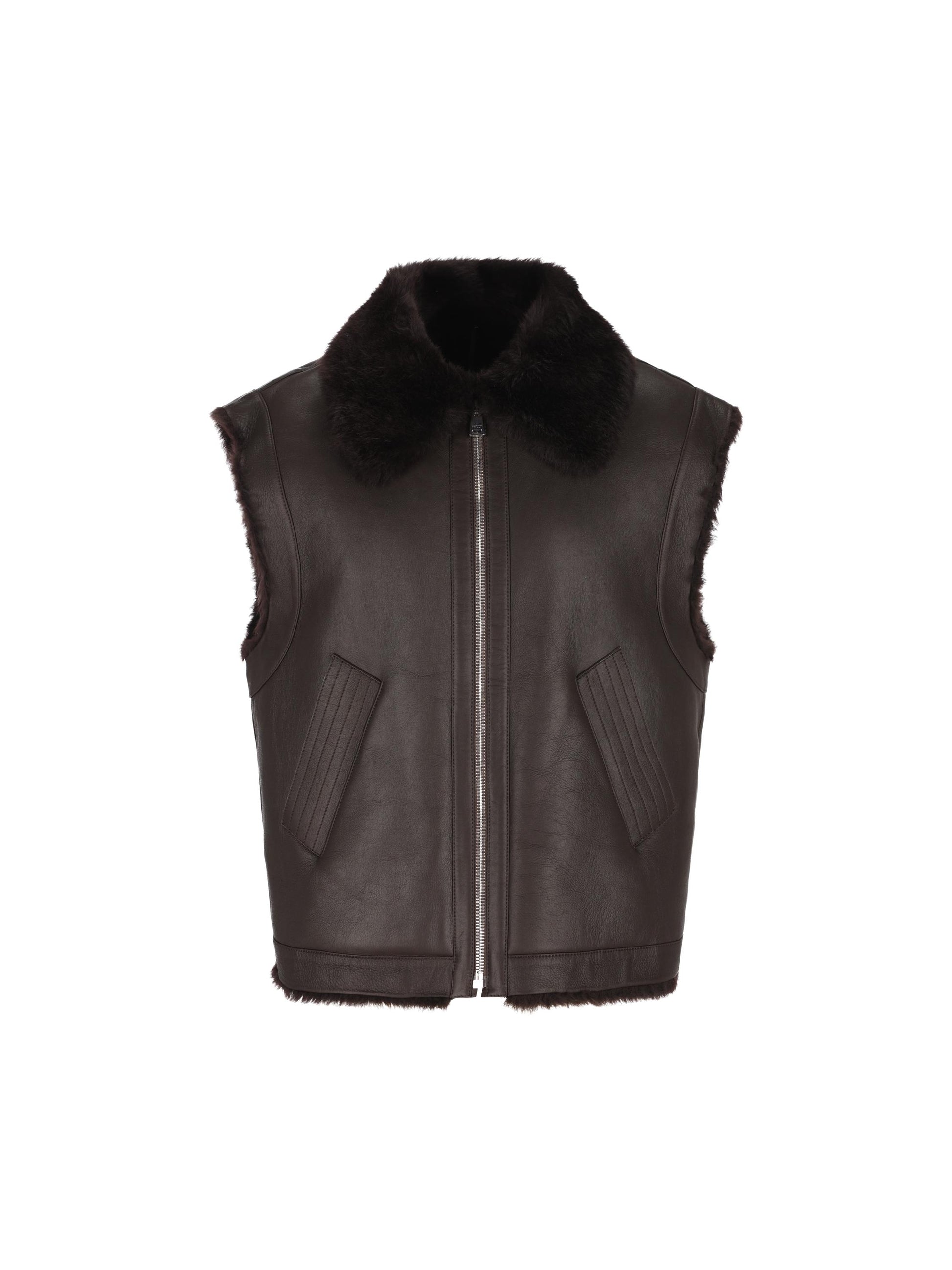 Gilet realizzato in montone. FM0294 ARG1F0DHP FENDI 