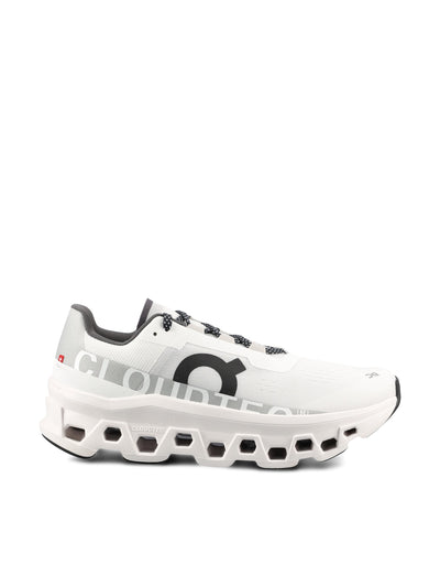 Sneakers realizzate in tessuto tecnico. 6198434  ON 