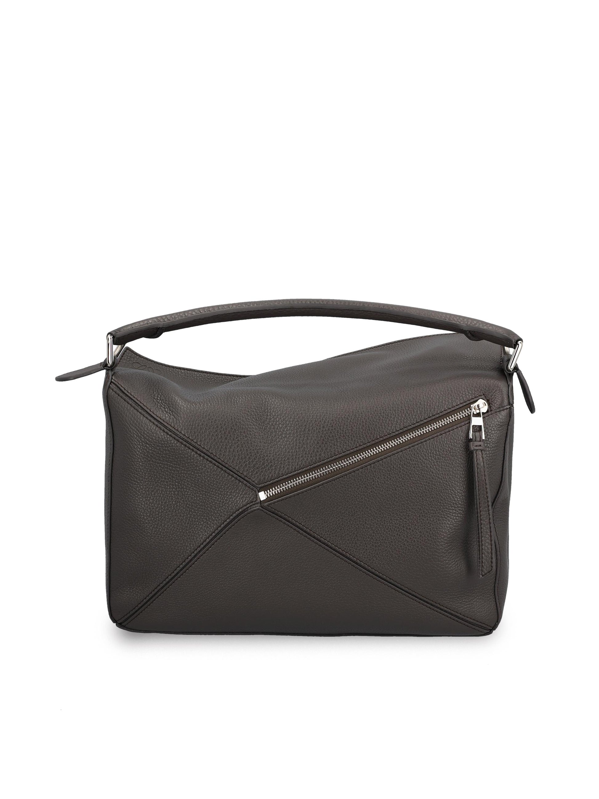 Borsa realizzata in pelle di vitello. B510PNLX03 1220 LOEWE 