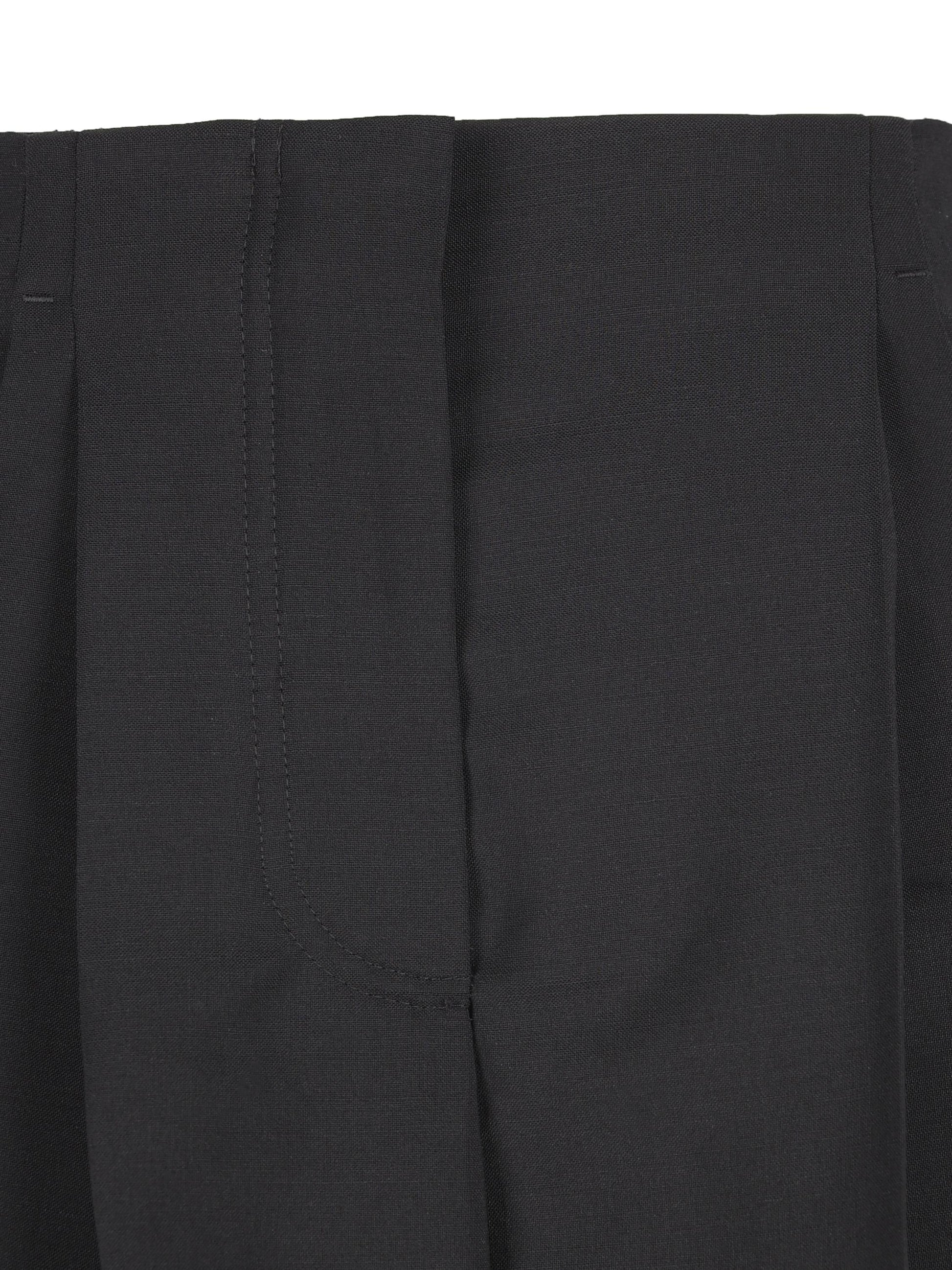 Pantaloni realizzati in lana e mohair. FR6655 AQ3HF0GME FENDI 