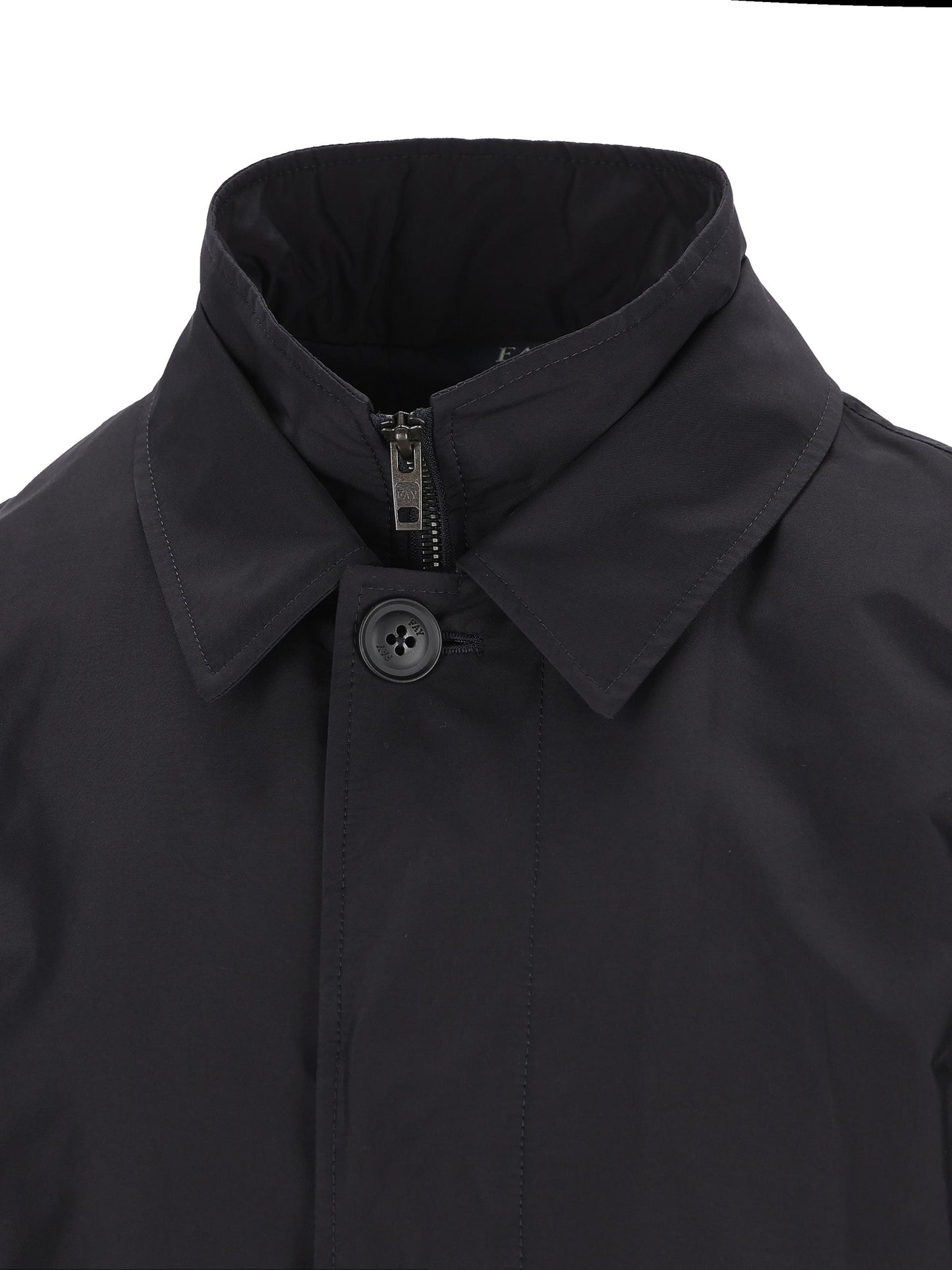 Giacca realizzata in poliestere. NAM62510160AXX U804 FAY 