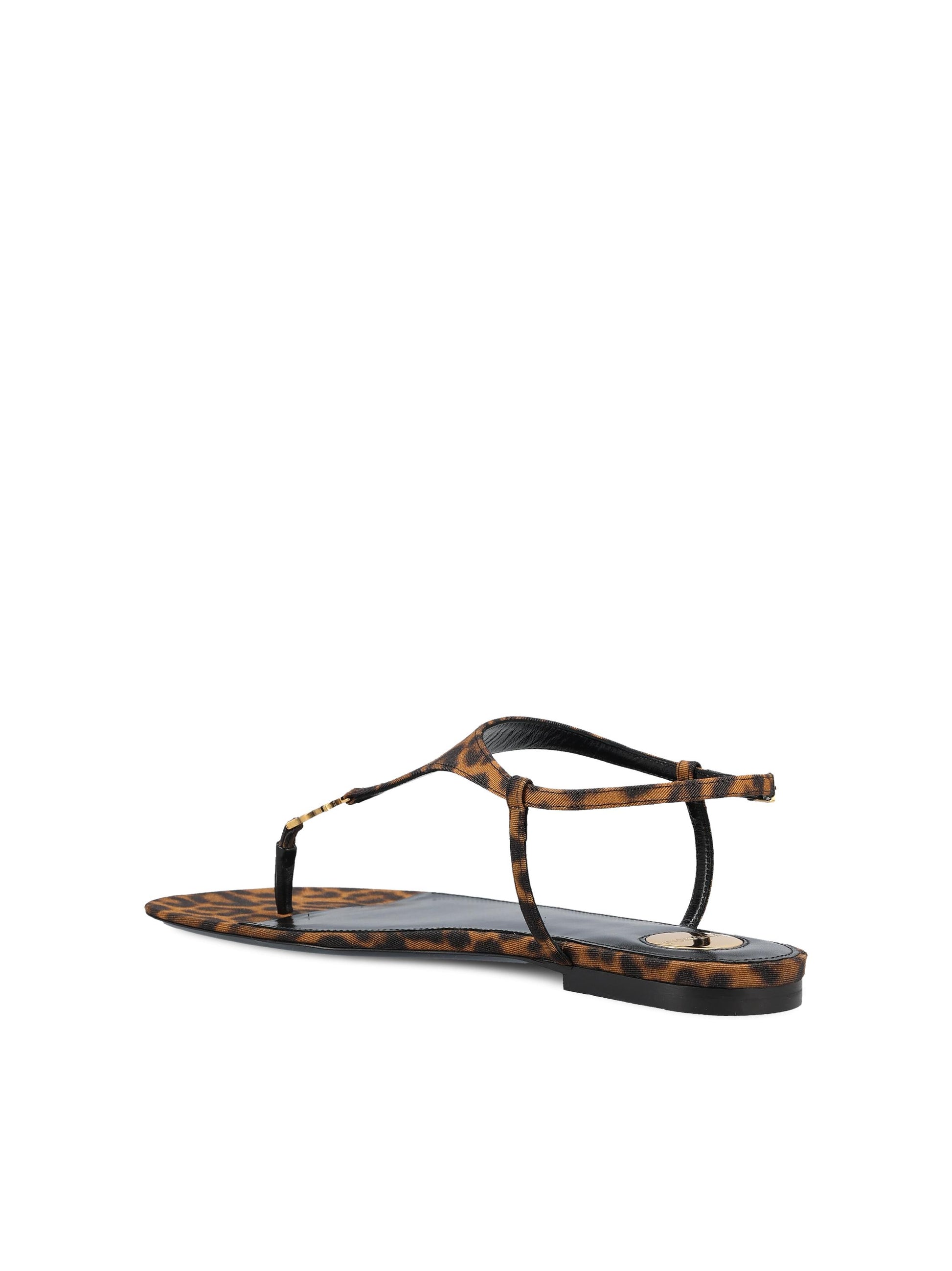 Sandali realizzati in viscosa e ottone. 860715 AAC9X2038 SAINT LAURENT 