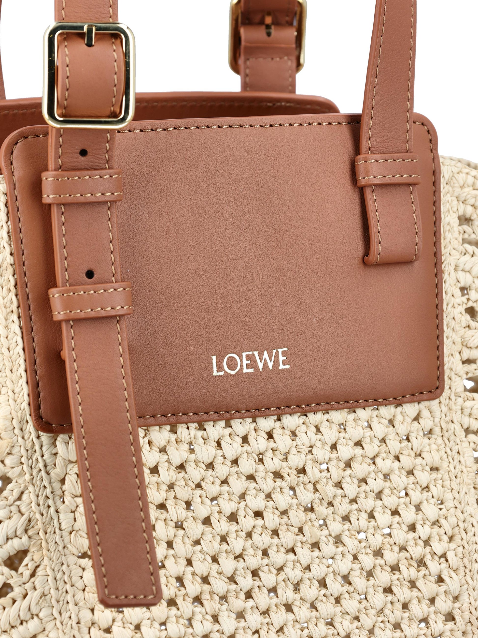 Borsa realizzata in rafia e pelle di vitello. A538HNZX02 2435 LOEWE - PAULA'S IBIZA 