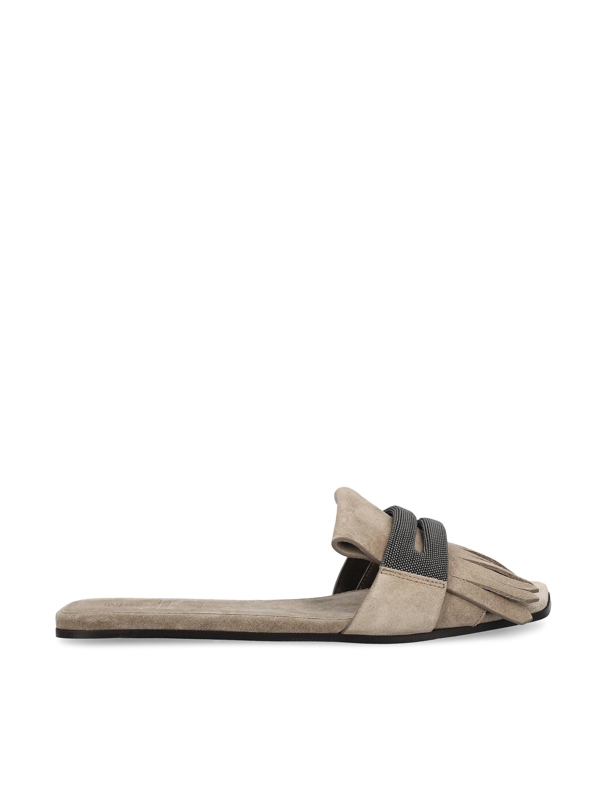 Mules realizzate in pelle di vitello. MZSFC2873 C5859 BRUNELLO CUCINELLI 