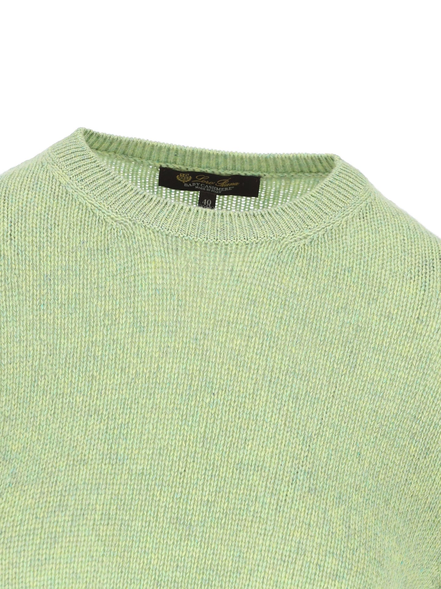 Maglione realizzato in baby cashmere. FAO5815 51BR LORO PIANA 