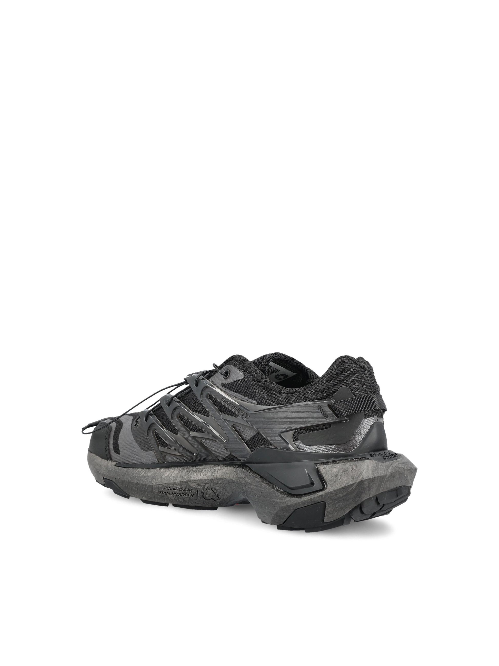 Sneakers realizzate in materiale sintetico. L49160 600 SALOMON 