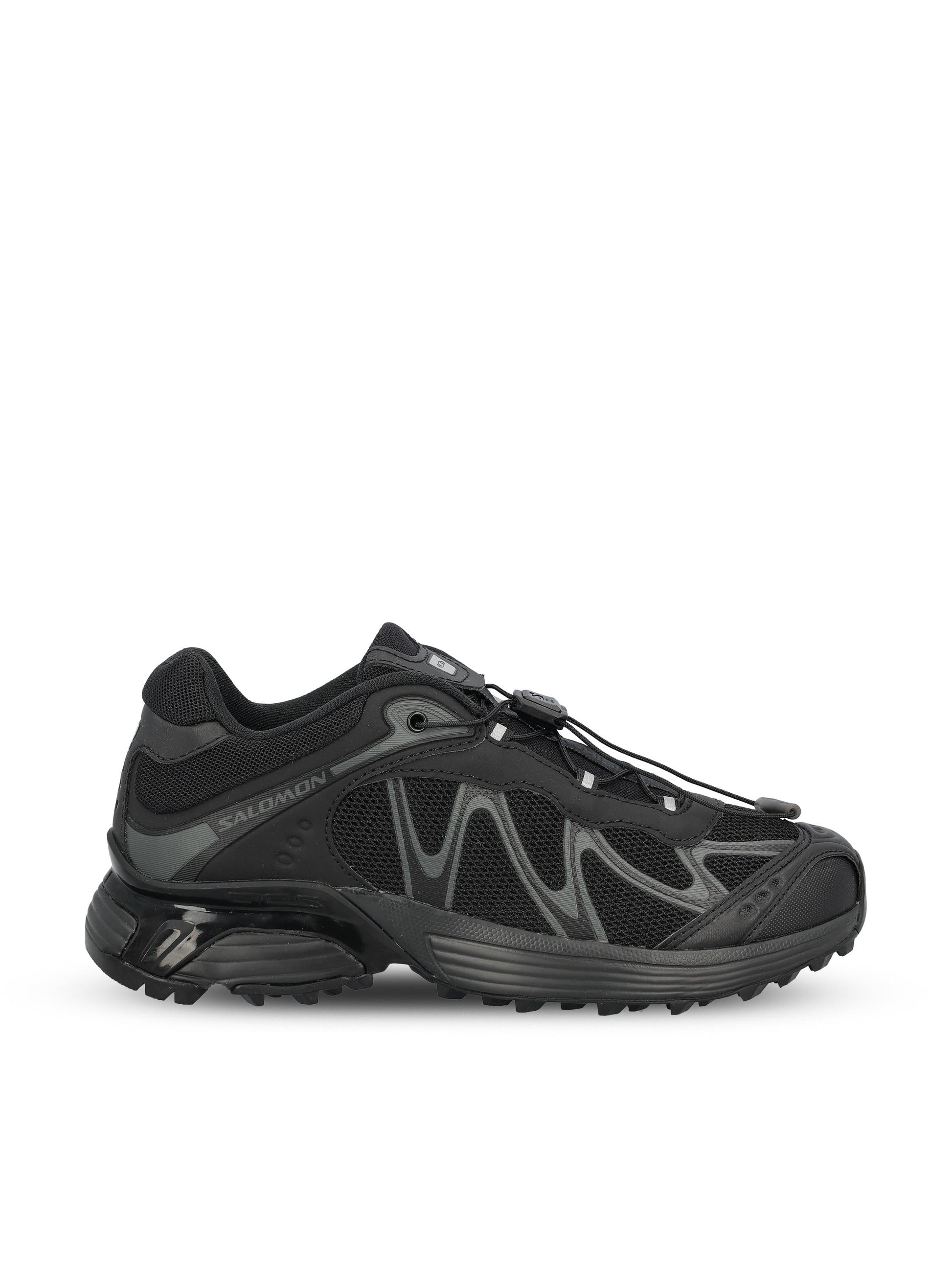 Sneakers realizzate in materiali sintetici. L47762 000 SALOMON 