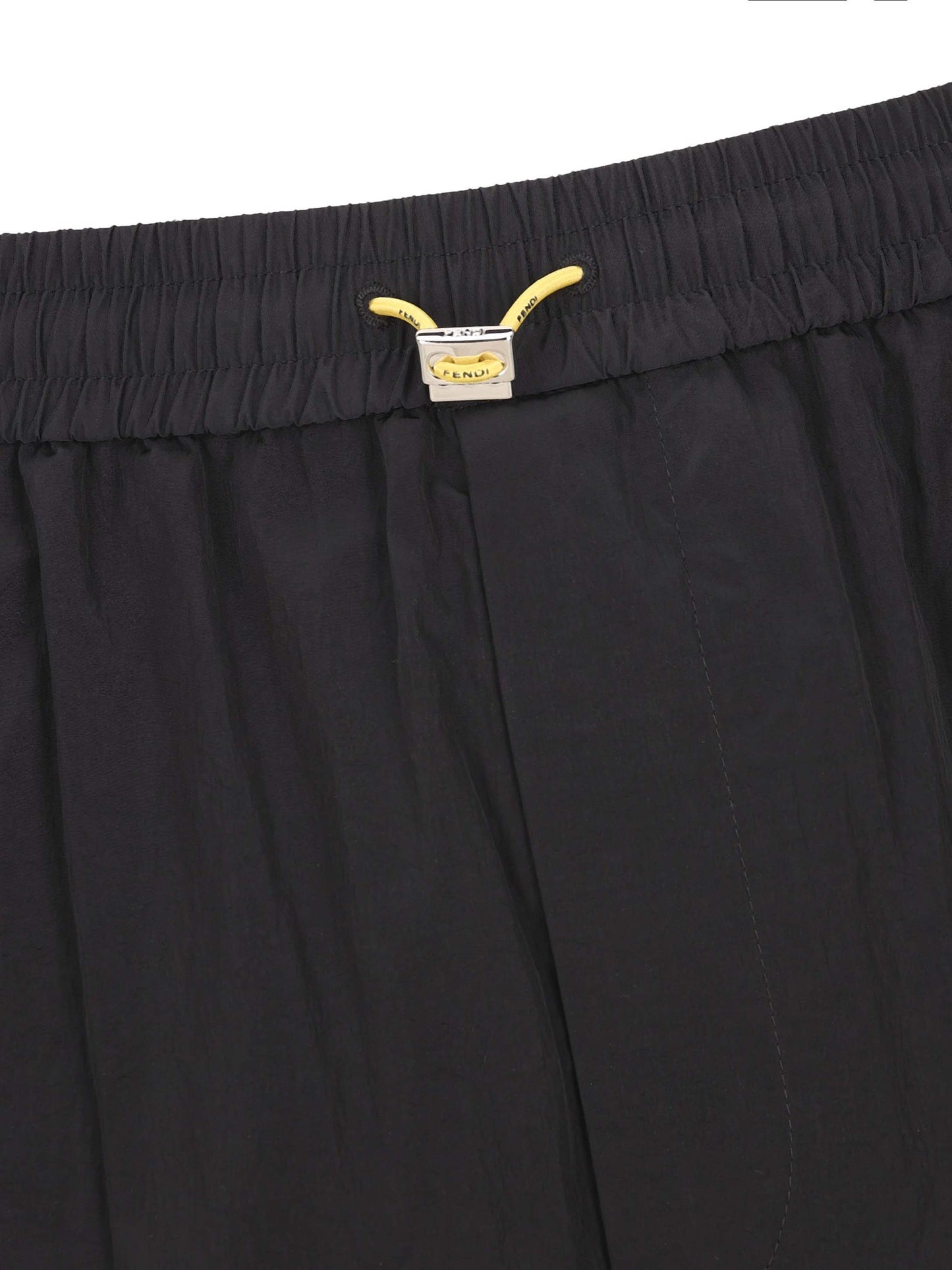 Pantaloni cargo realizzati in poliammide. FB1116 AYU9F0QA1 FENDI 