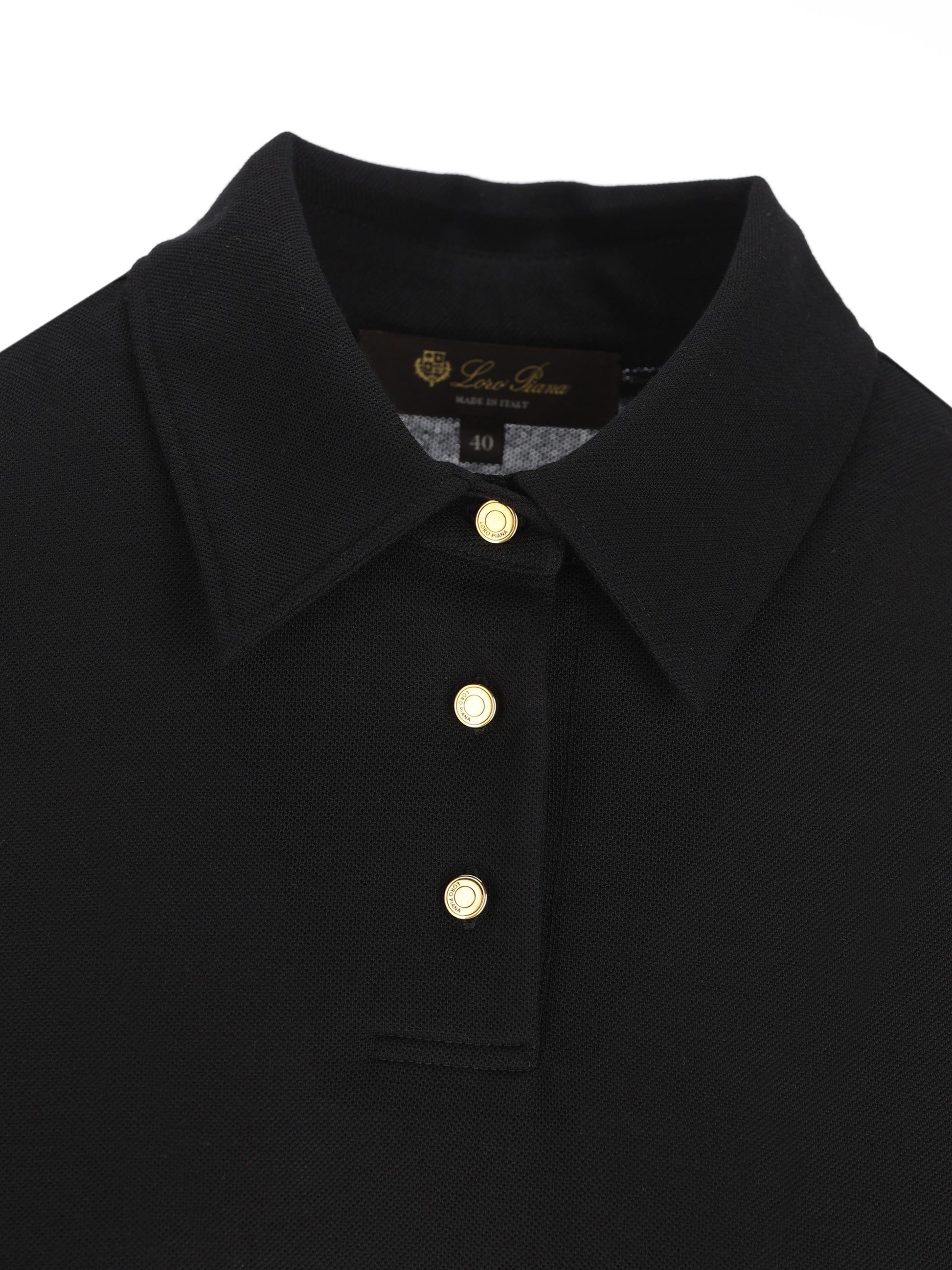 Polo realizzata in lana vergine. FAP8300 8000 LORO PIANA 