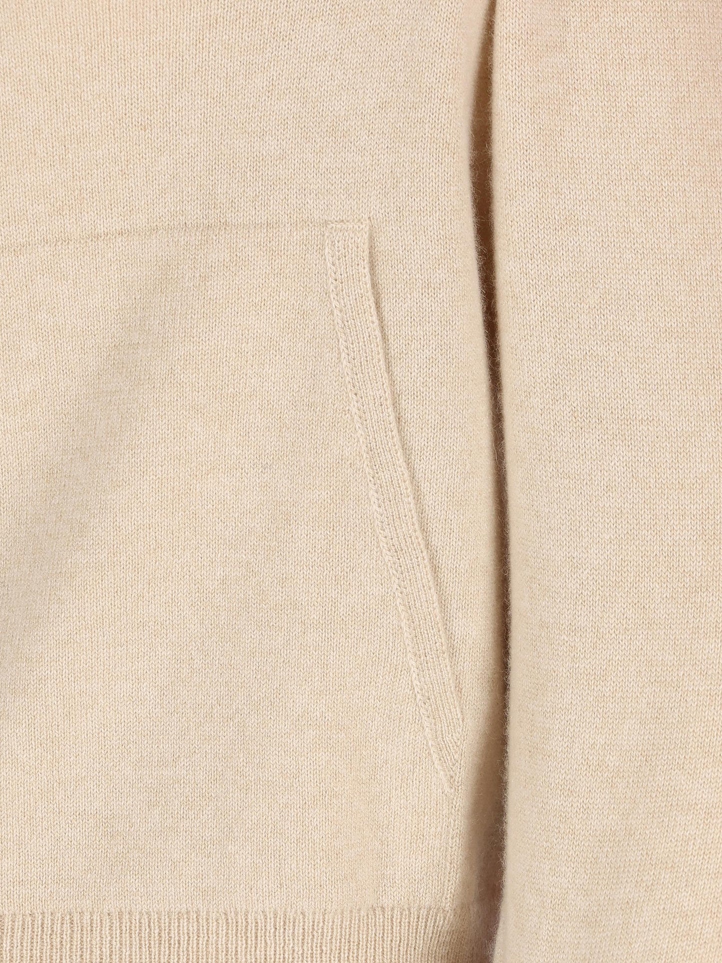 Maglia realizzata in baby cashmere. FAP0176 A193 LORO PIANA 