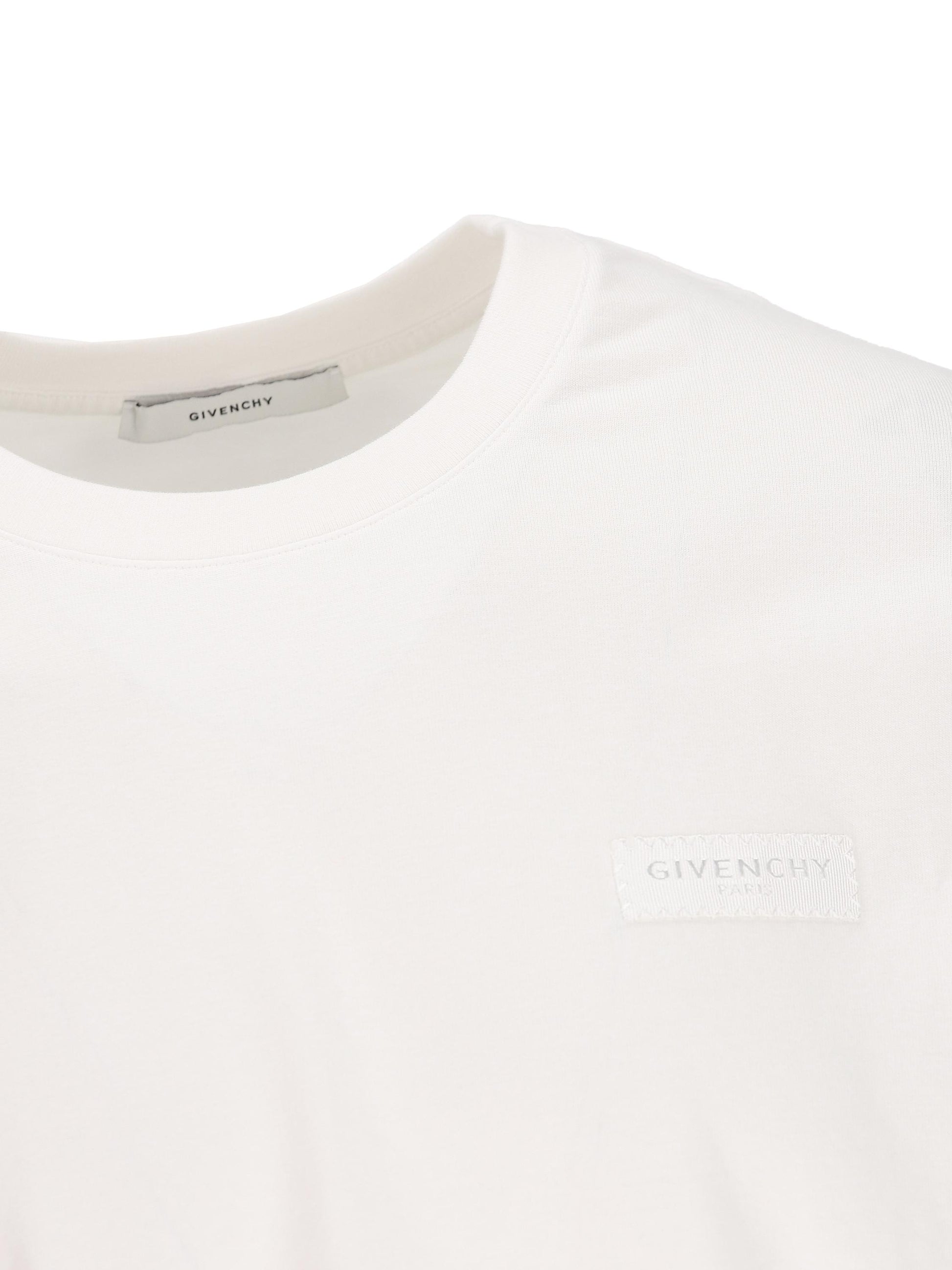 T-Shirt realizzata in cotone. BM71NK3YSJ 100 GIVENCHY 