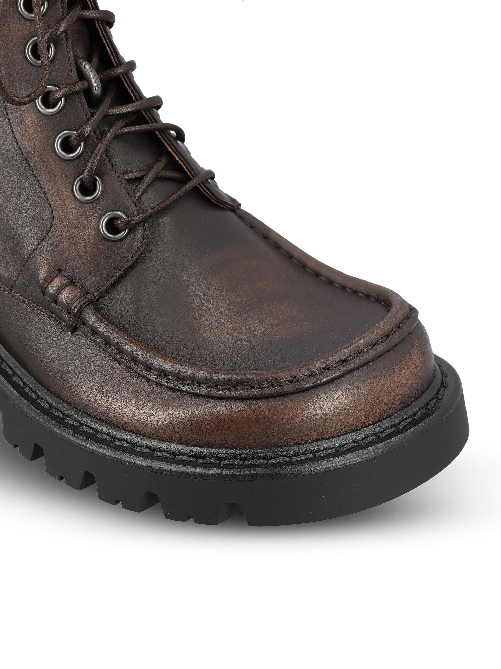 Stivali realizzati in pelle. M816284X95 3110 LOEWE 