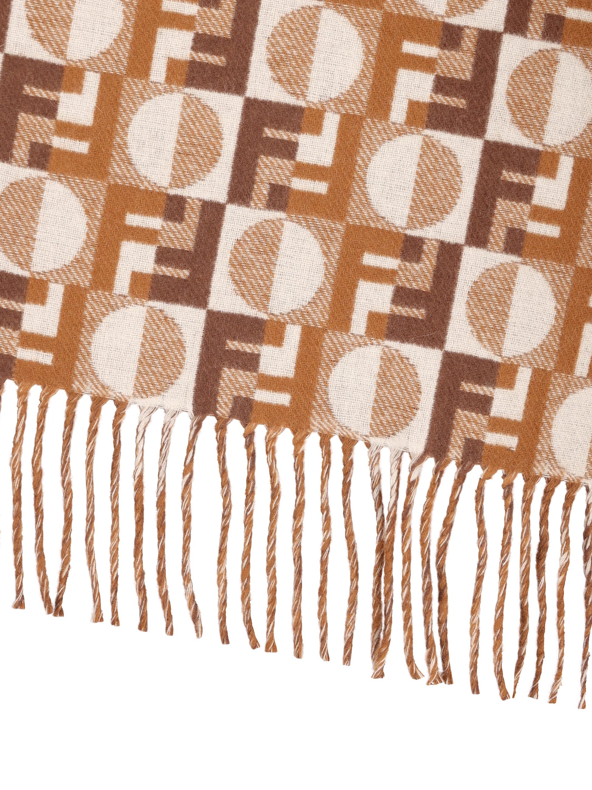 Mantella realizzata in lana e cashmere. FXX808 AYKTF0X2L FENDI 