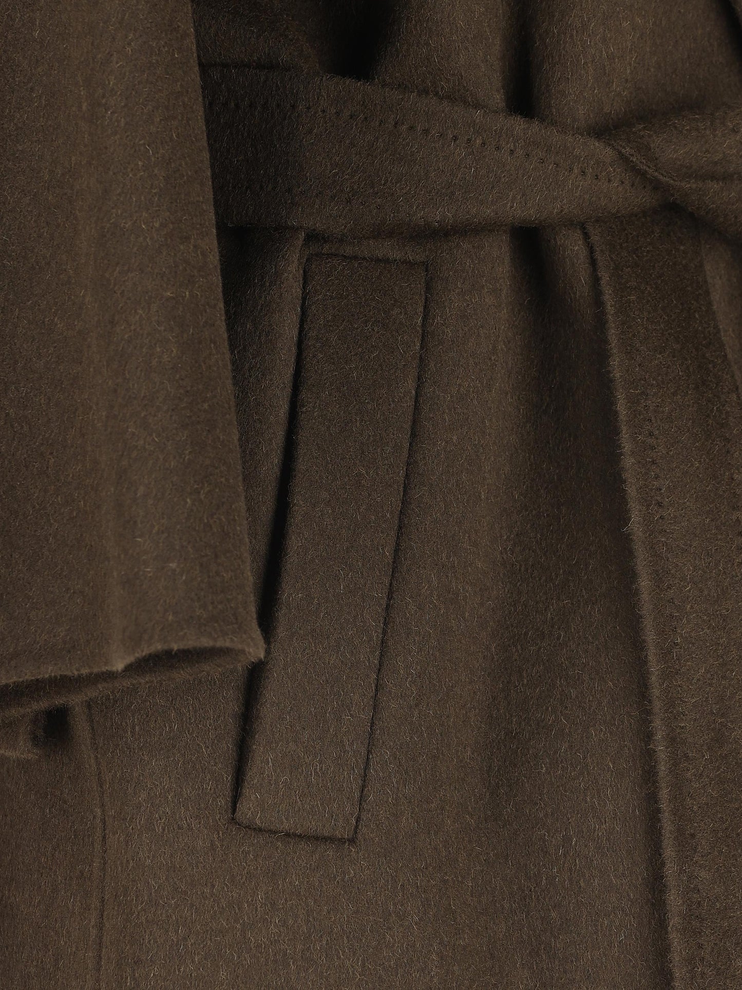 Cappotto realizzato in cammello. 2521086103600 007 MAX MARA 