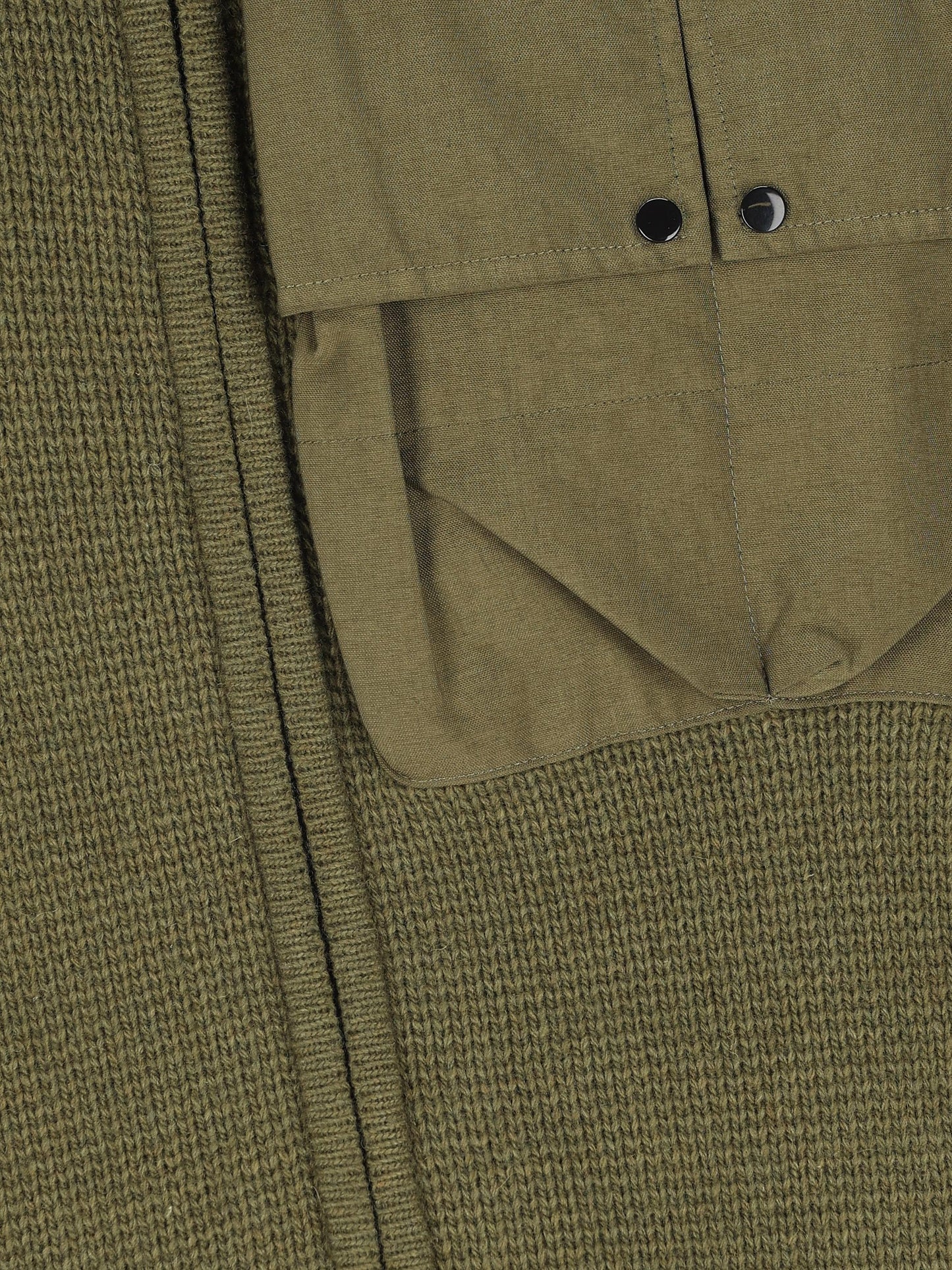 Giacca realizzata in lana. 19CMKN245A 110149M652 C.P COMPANY 