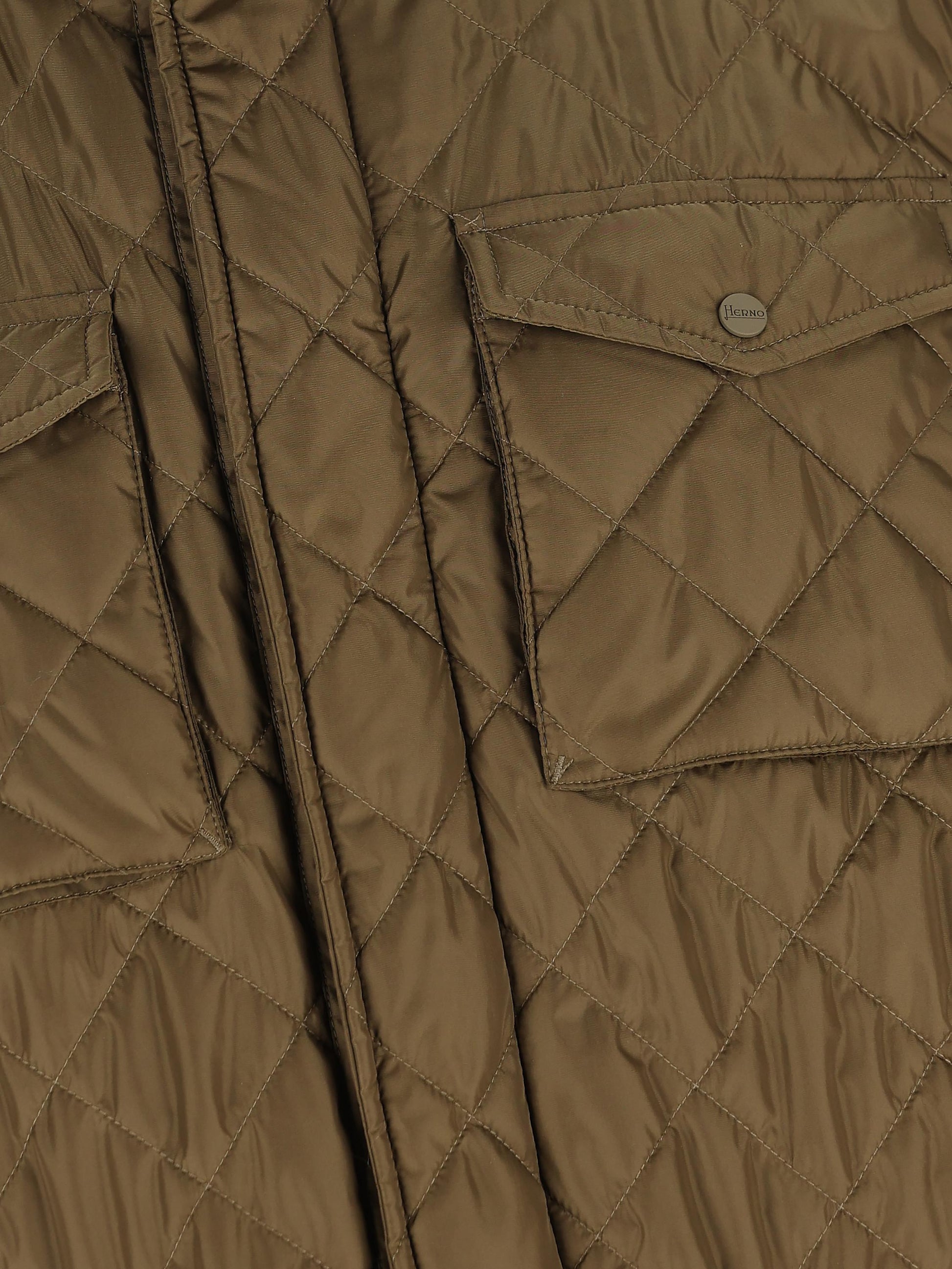 Giacca realizzata in poliammide. FI000125U 12004Z7740 HERNO 