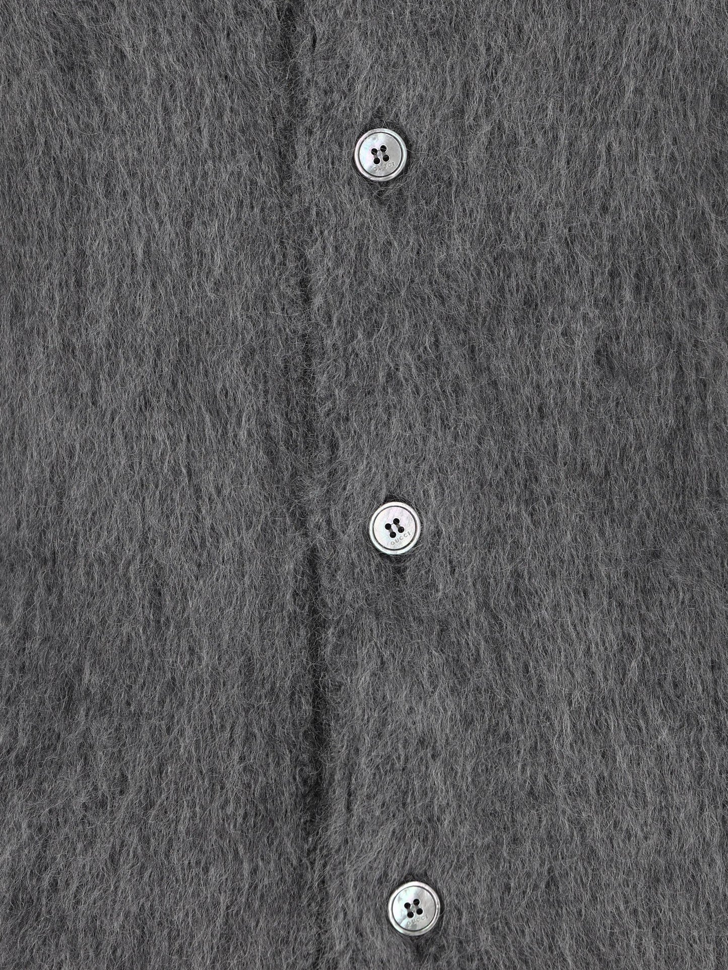 Cardigan realizzato in lana. 849729 XKE7O1087 GUCCI 