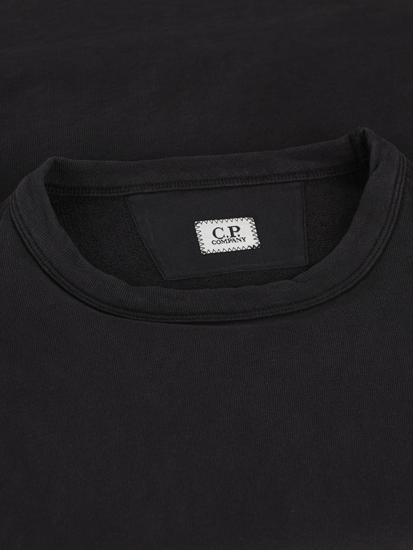 Maglia realizzata in cotone. 20CMSS207A 110337O999 C.P COMPANY 