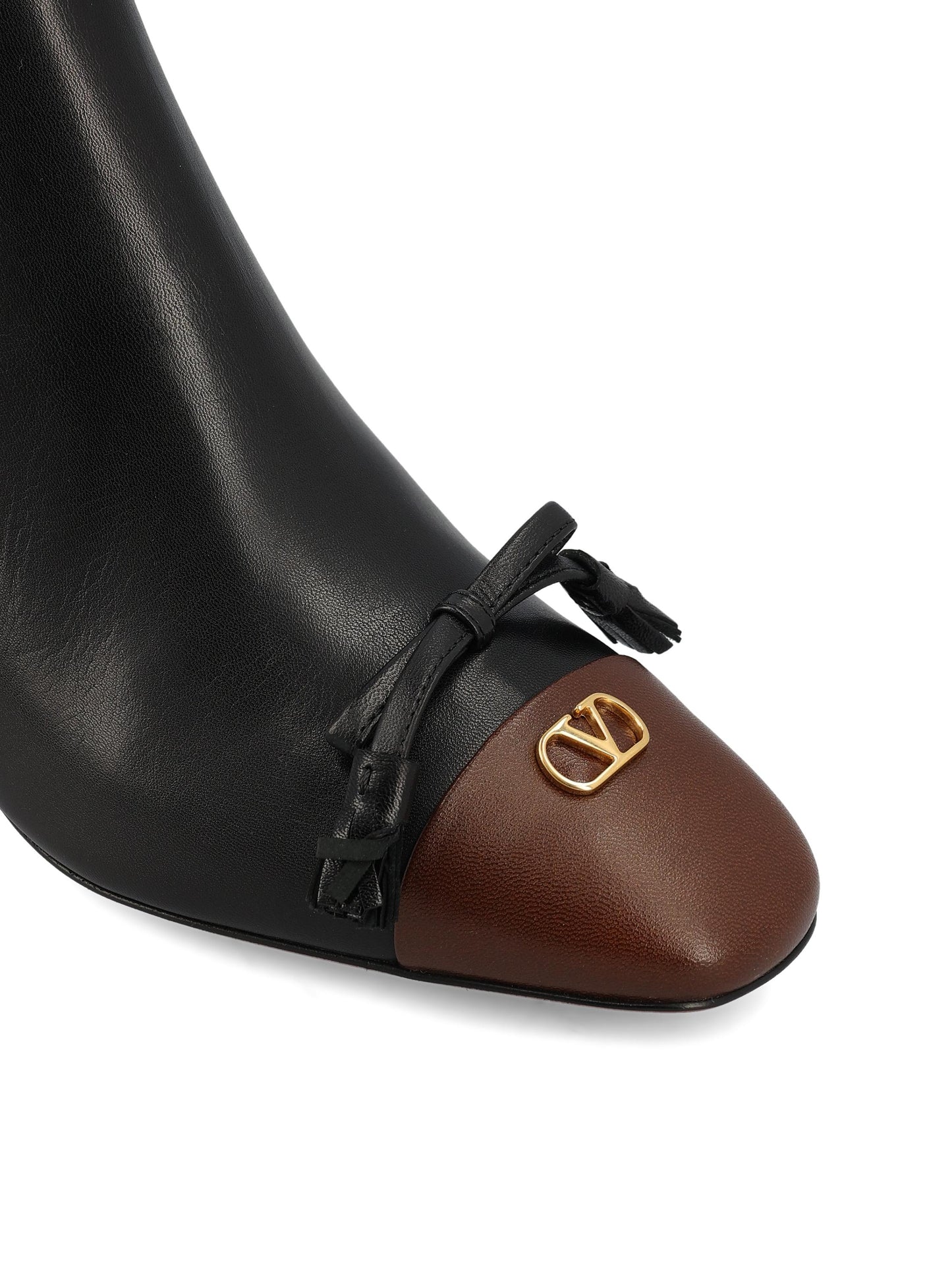 Stivaletto in pelle. 7W2S0ML4DDT BXV VALENTINO GARAVANI 