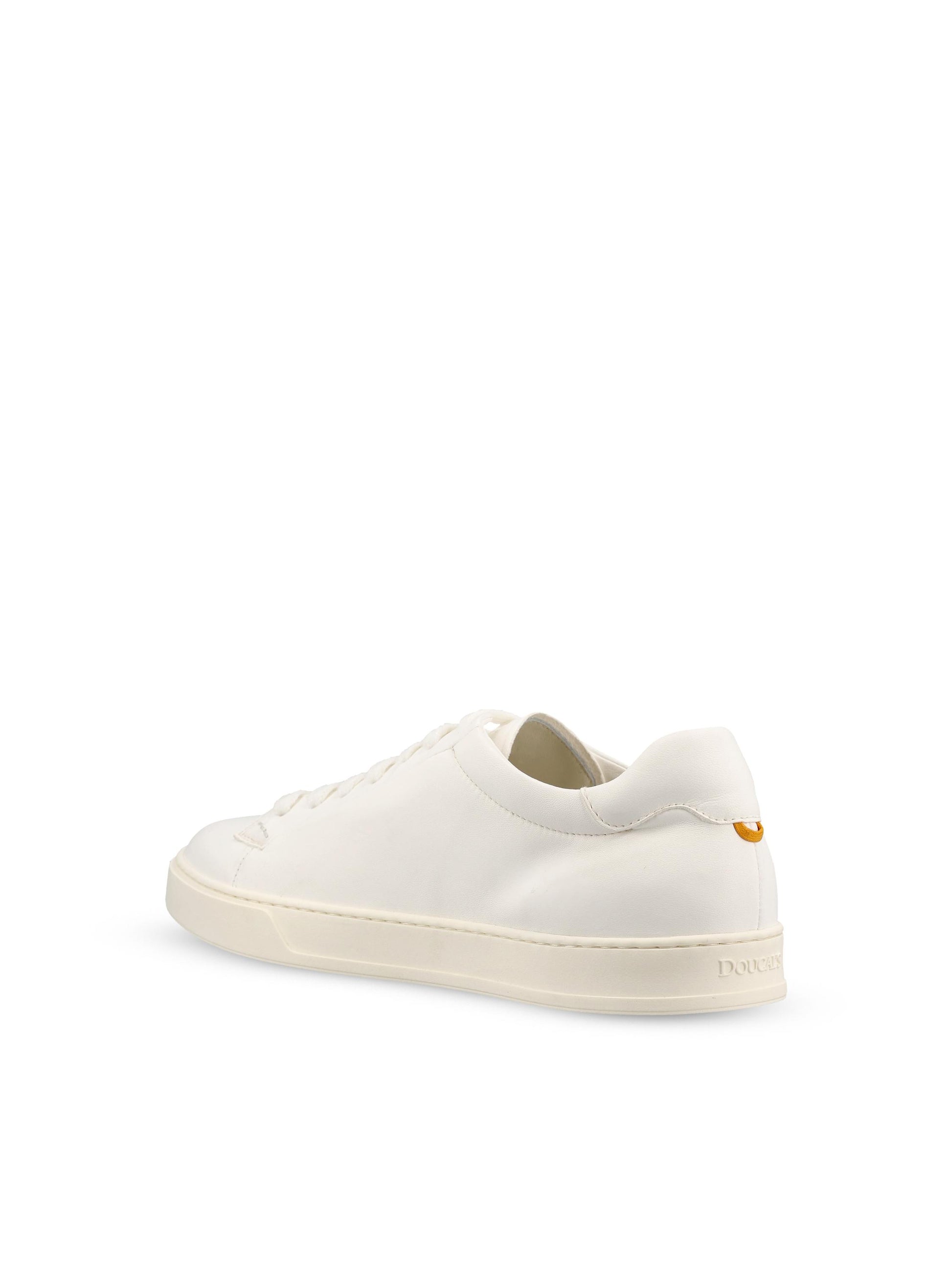 Sneakers realizzate in pelle. DU3552SPENUF281 EW11 DOUCAL'S 