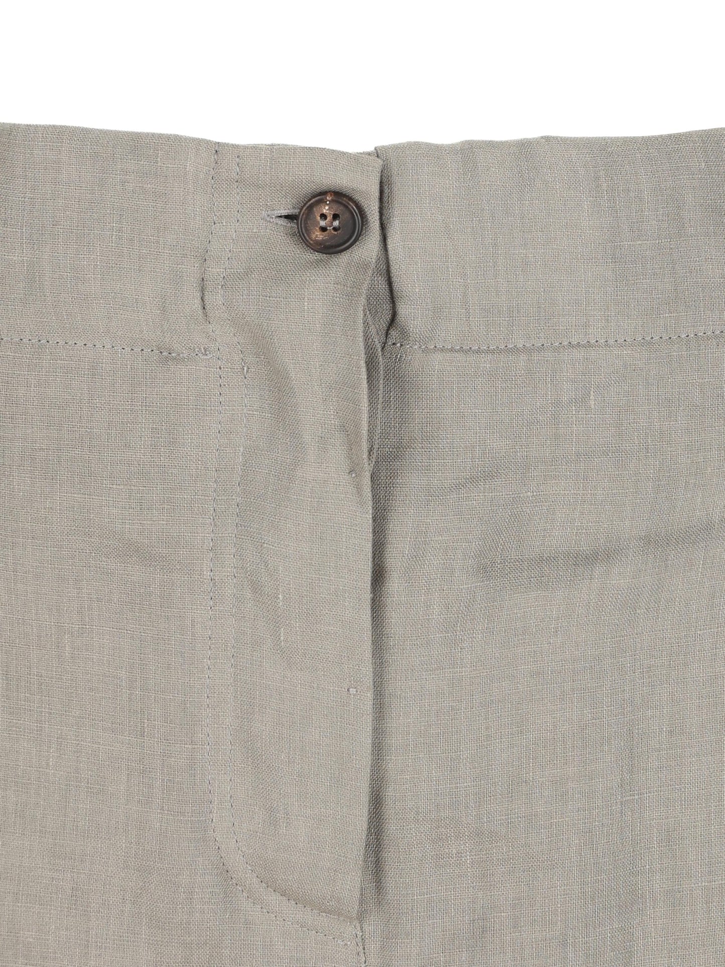 Shorts realizzati in lino. MA698DV499 C1063 BRUNELLO CUCINELLI 