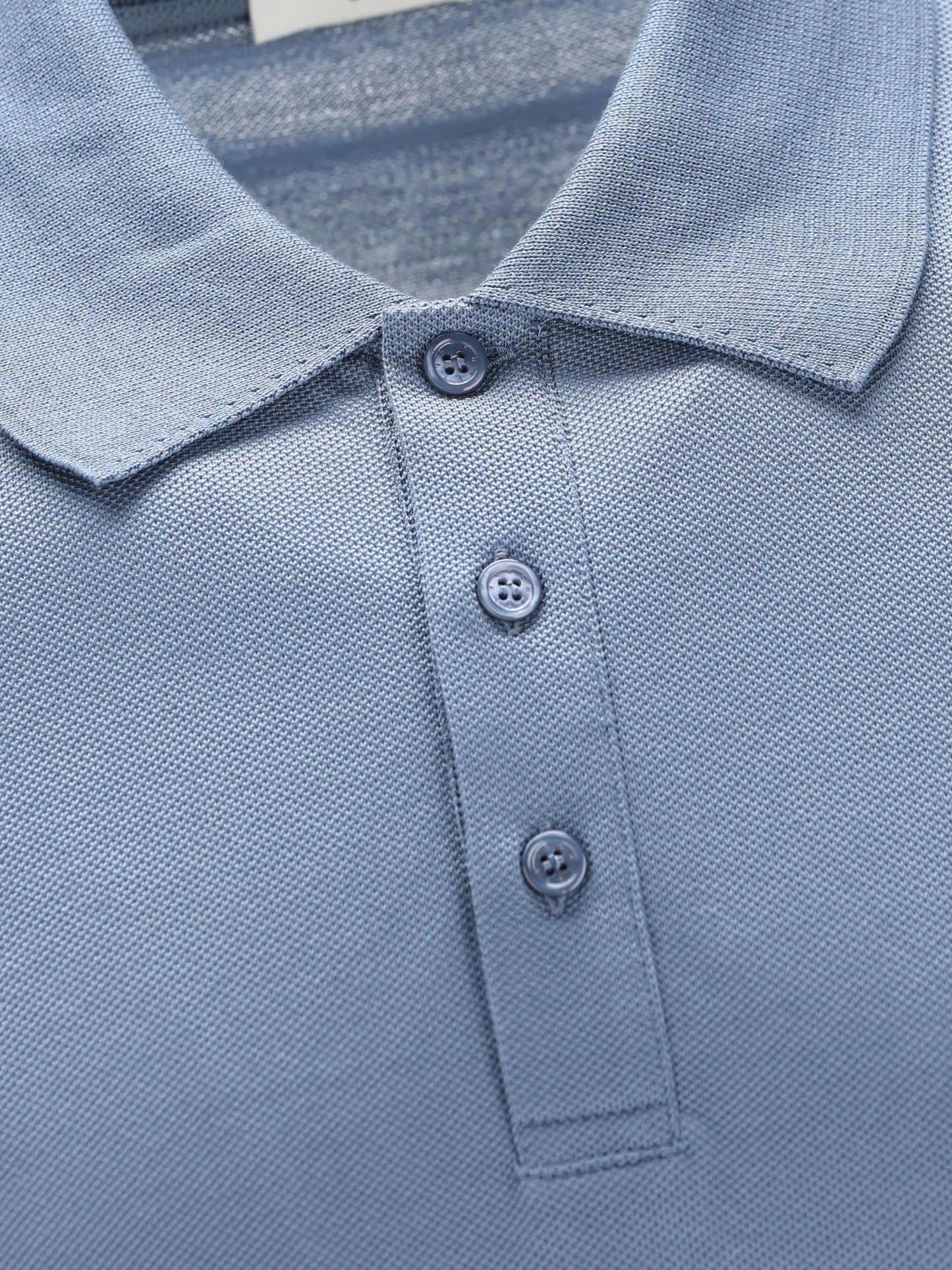 Polo realizzata in cotone. BML00G3YSG 427 GIVENCHY 