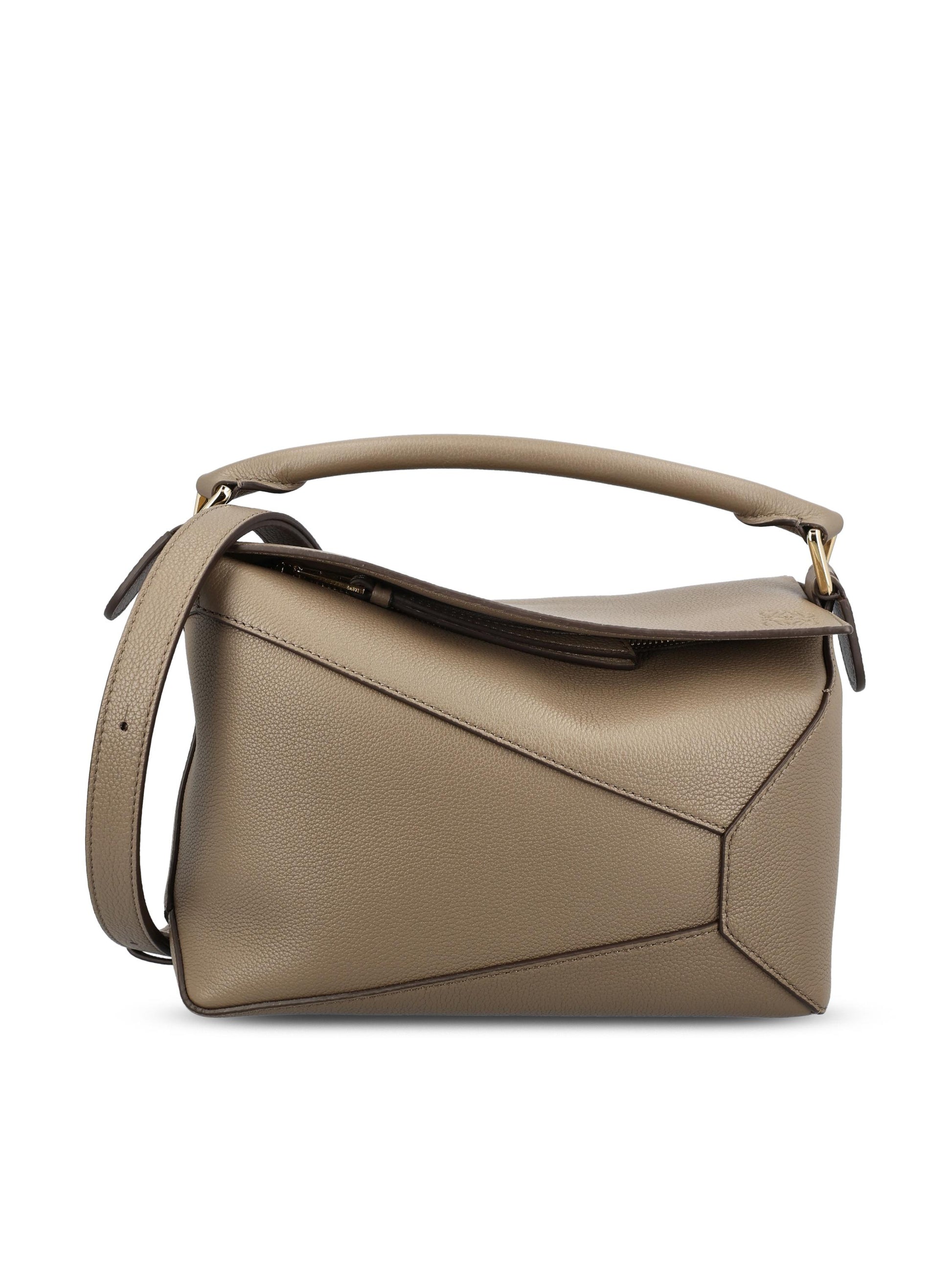 Borsa realizzata in pelle. A510P60XAW 3170 LOEWE 