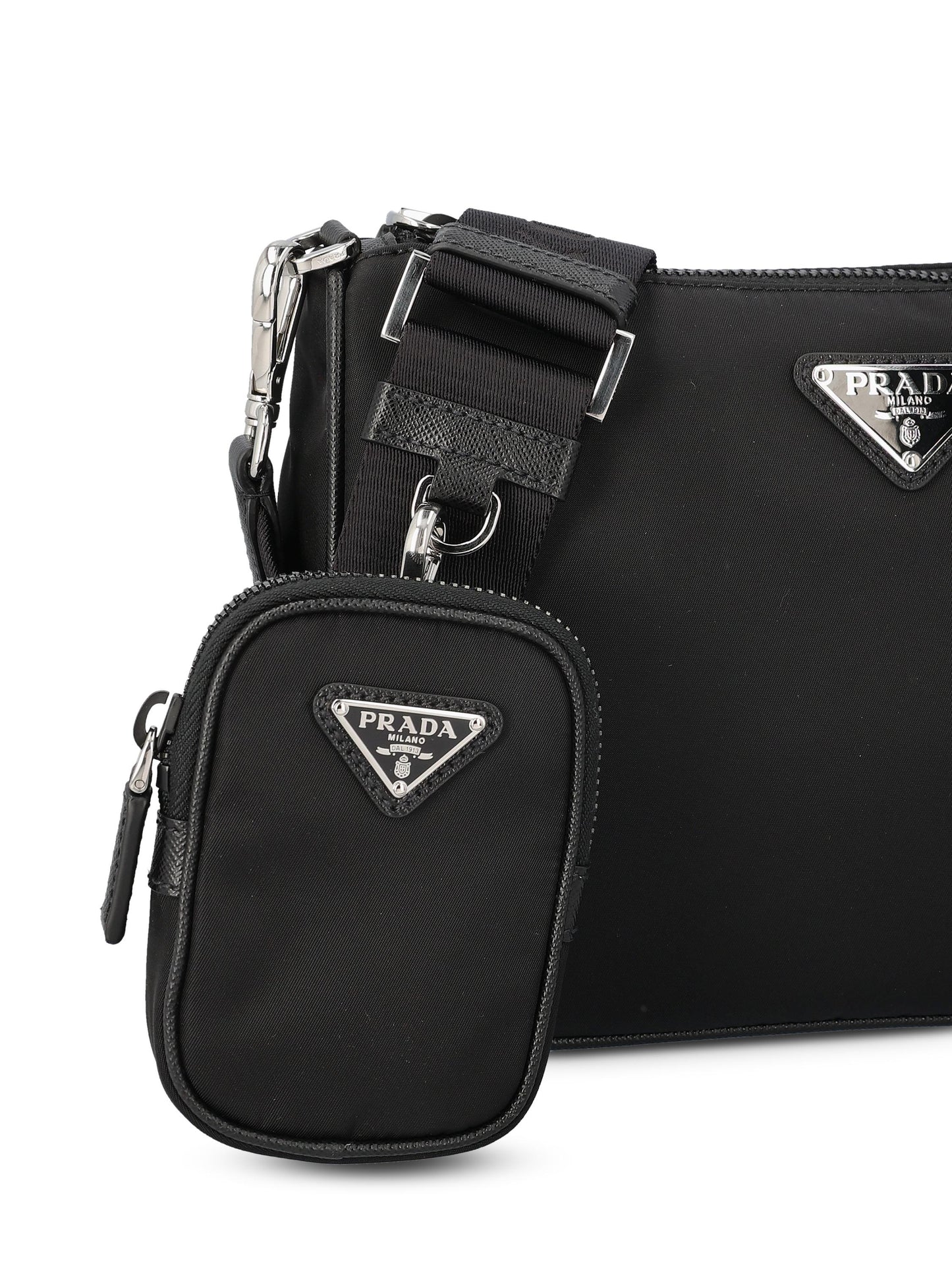 Borsa realizzata in poliammide riciclata. 2VH113 2DMHF0002 PRADA 