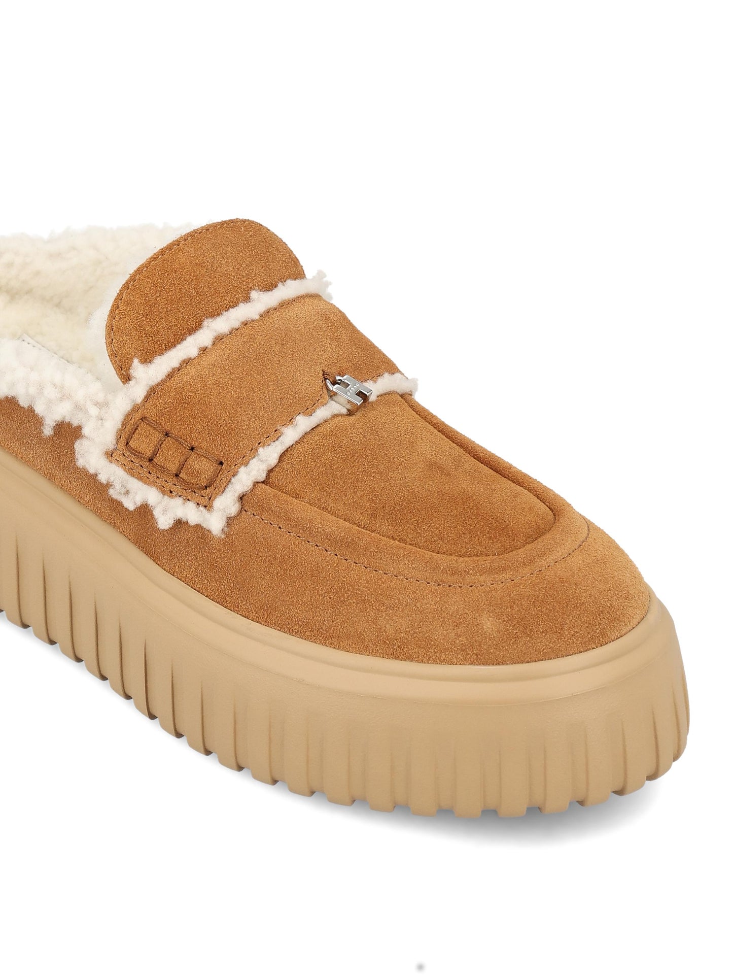 Slip-on realizzate in pelle di vitello. HXW6450FX30BTM S410 HOGAN 