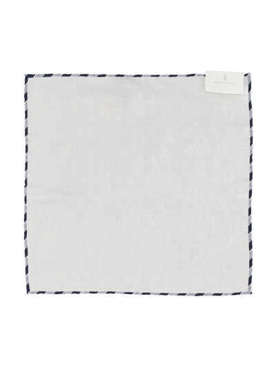 Pochette realizzata in seta. MX8650091 C2723 BRUNELLO CUCINELLI 