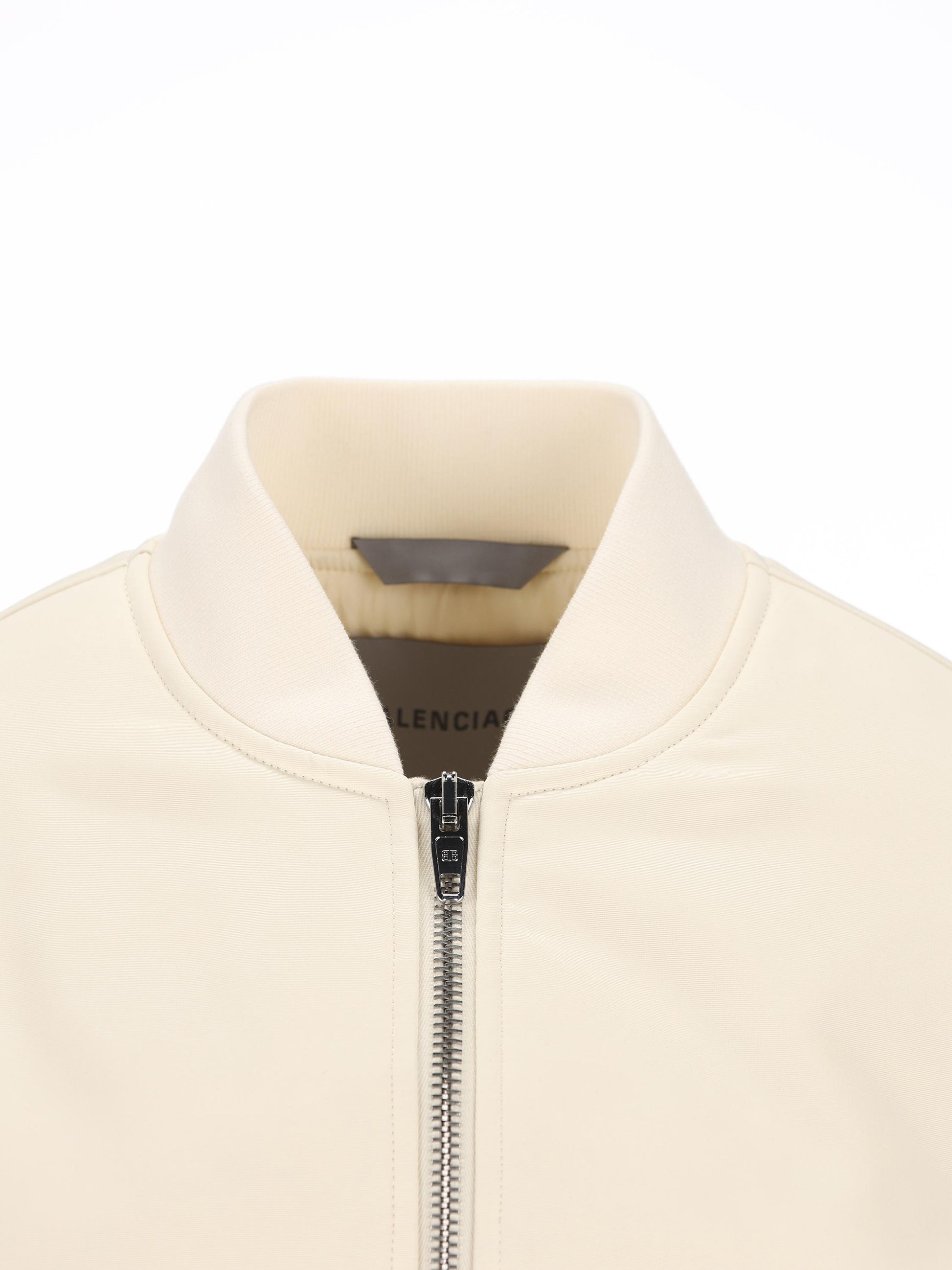 Giacca realizzata in poliestere. 872303 TTO299002 BALENCIAGA 