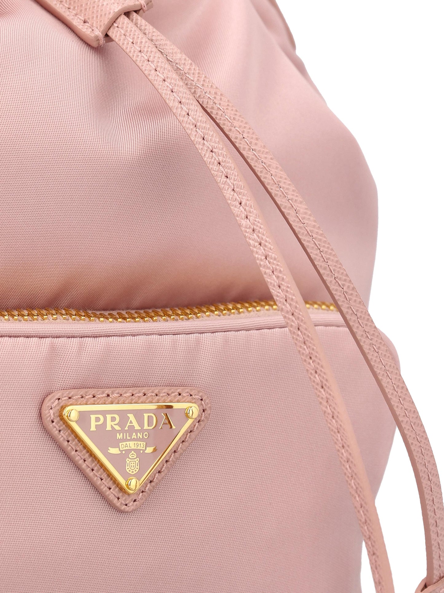 Secchiello realizzato in poliammide riciclata. 1BH038 RV44F0924 PRADA 