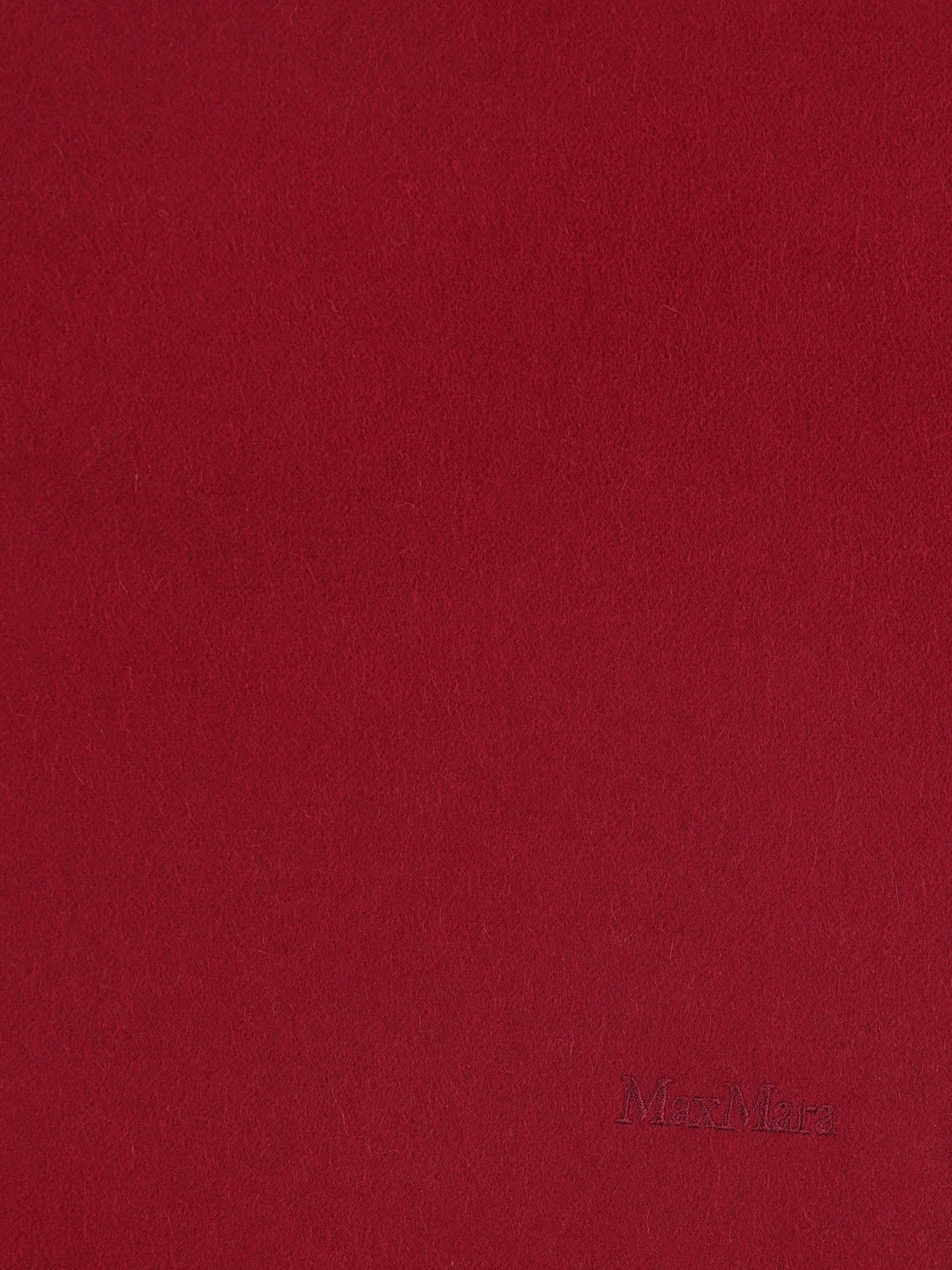 Sciarpa realizzata in cashmere. 2524546332600 041 MAX MARA 