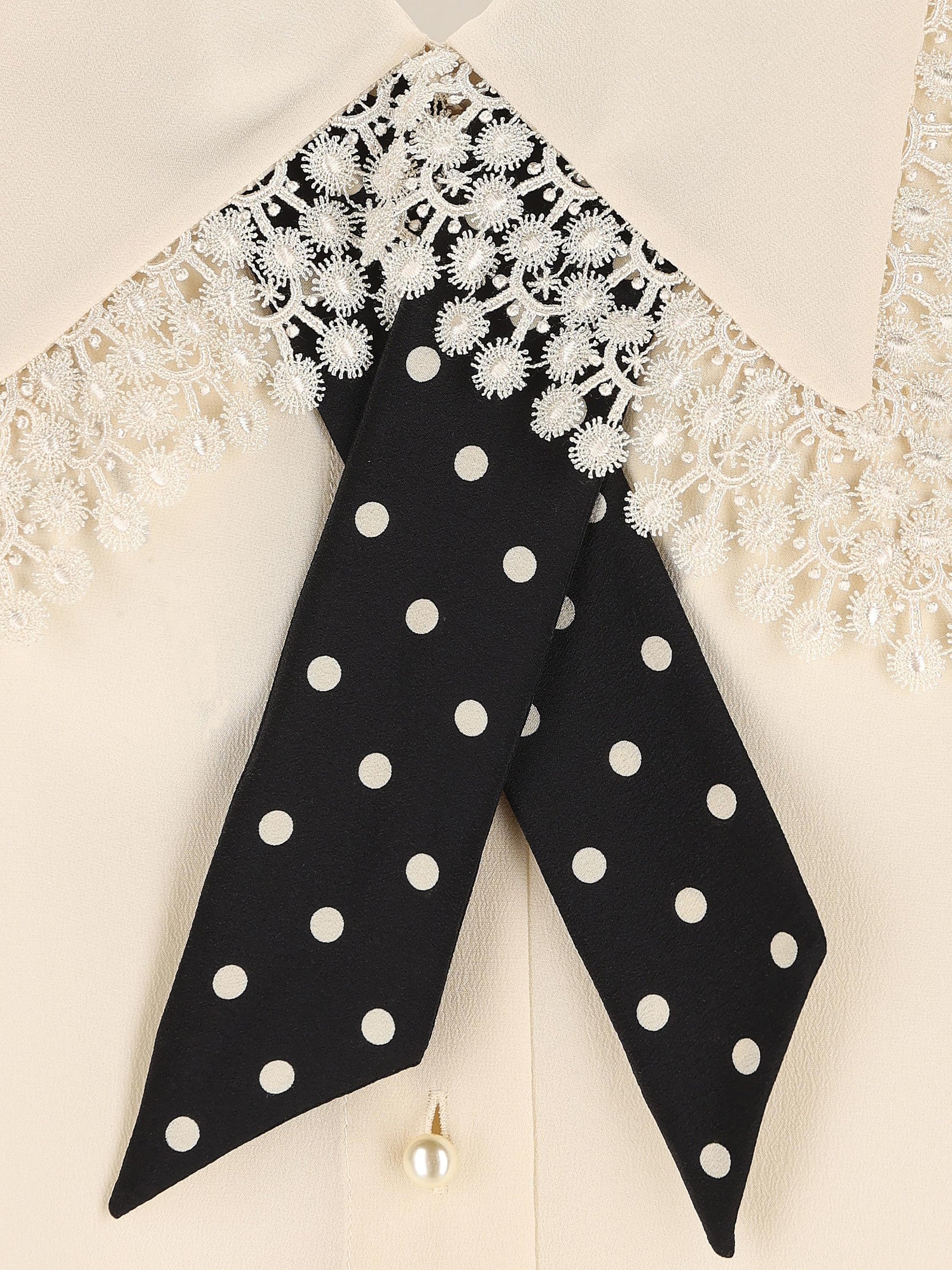 Camicia realizzata in seta. 8B3AB85521B AD6 VALENTINO GARAVANI 