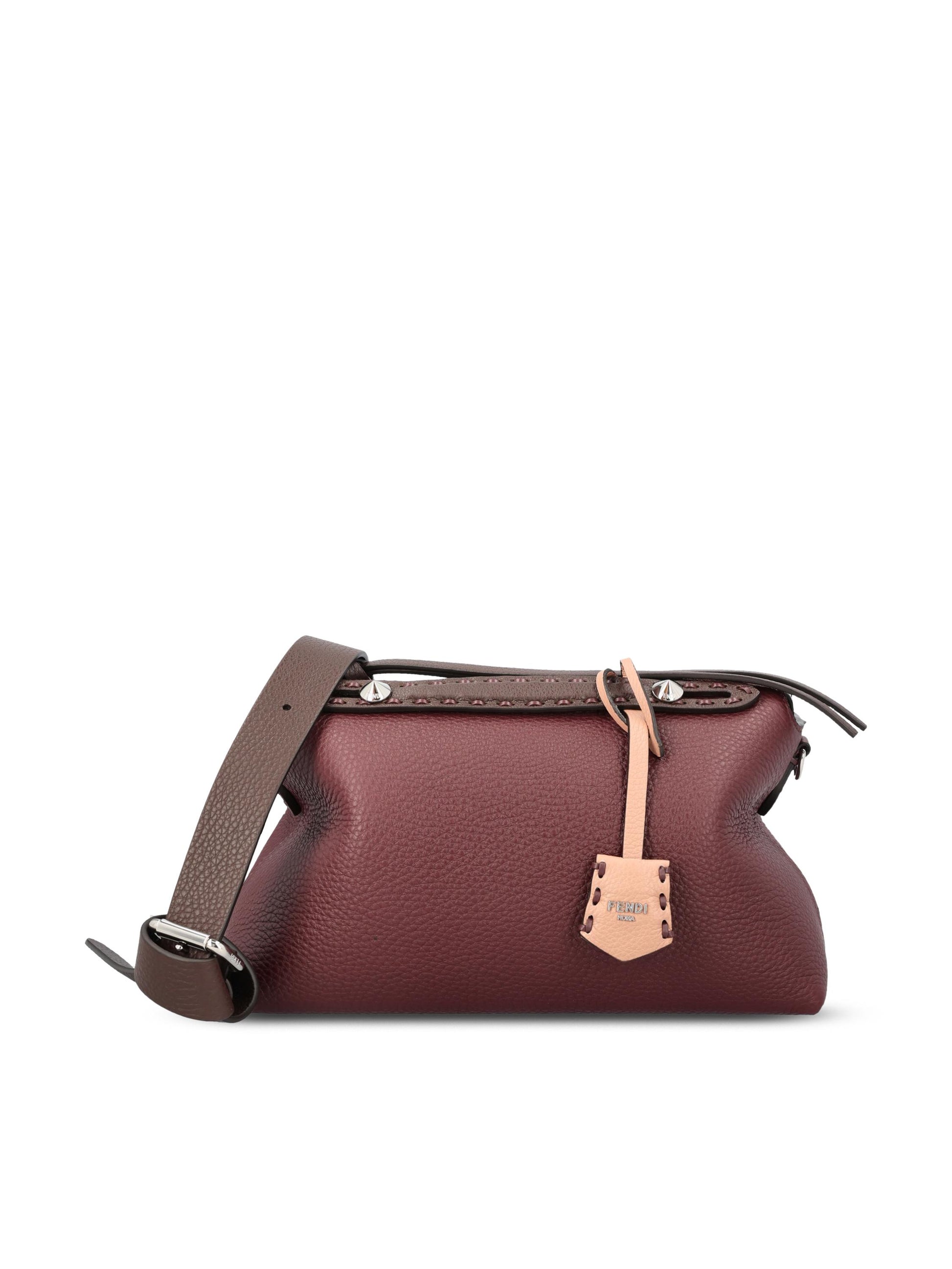 Borsa realizzata in pelle. 8BL155 AVTCF1UR6 FENDI 