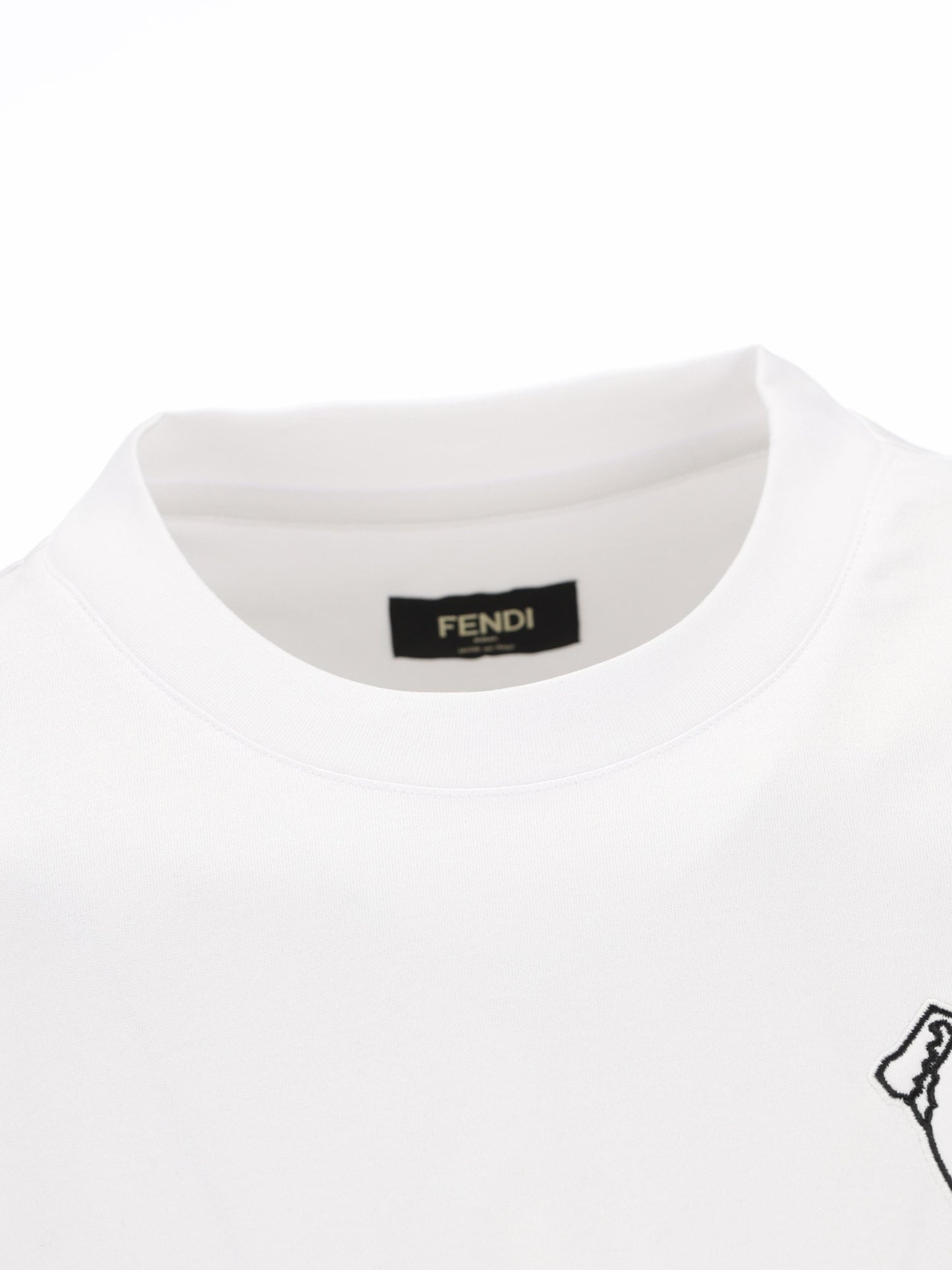 T-Shirt realizzata in cotone. FY0936 AW0NF0QA0 FENDI 