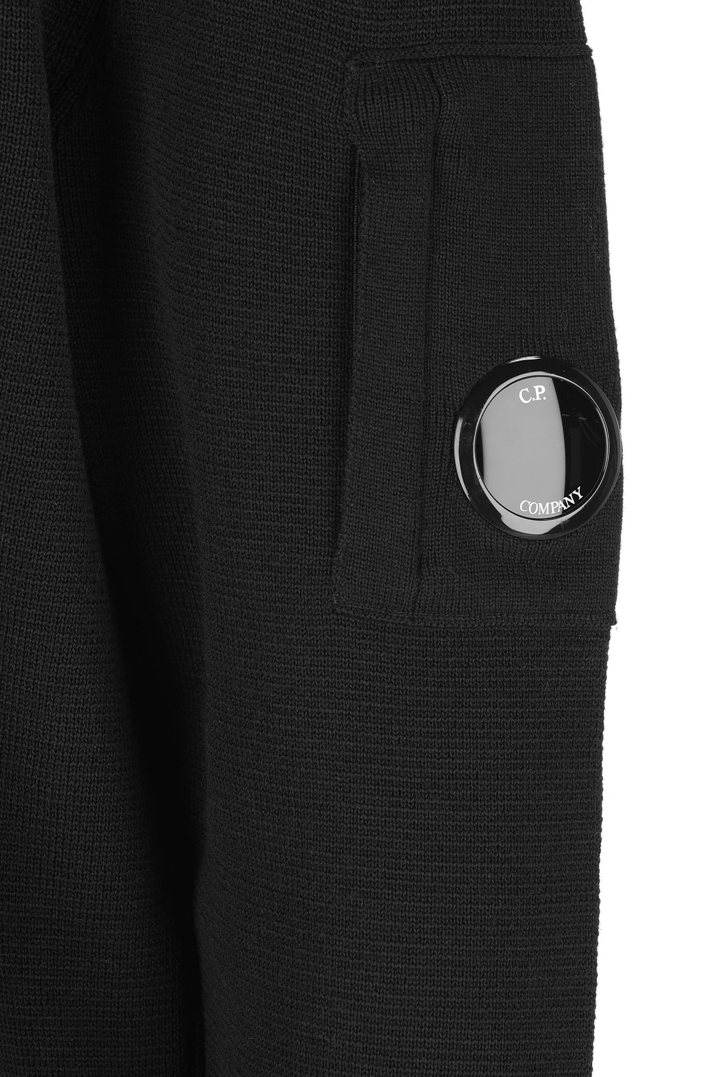 Cardigan realizzato in lana. 19CMKN202A 006595A999 C.P COMPANY 