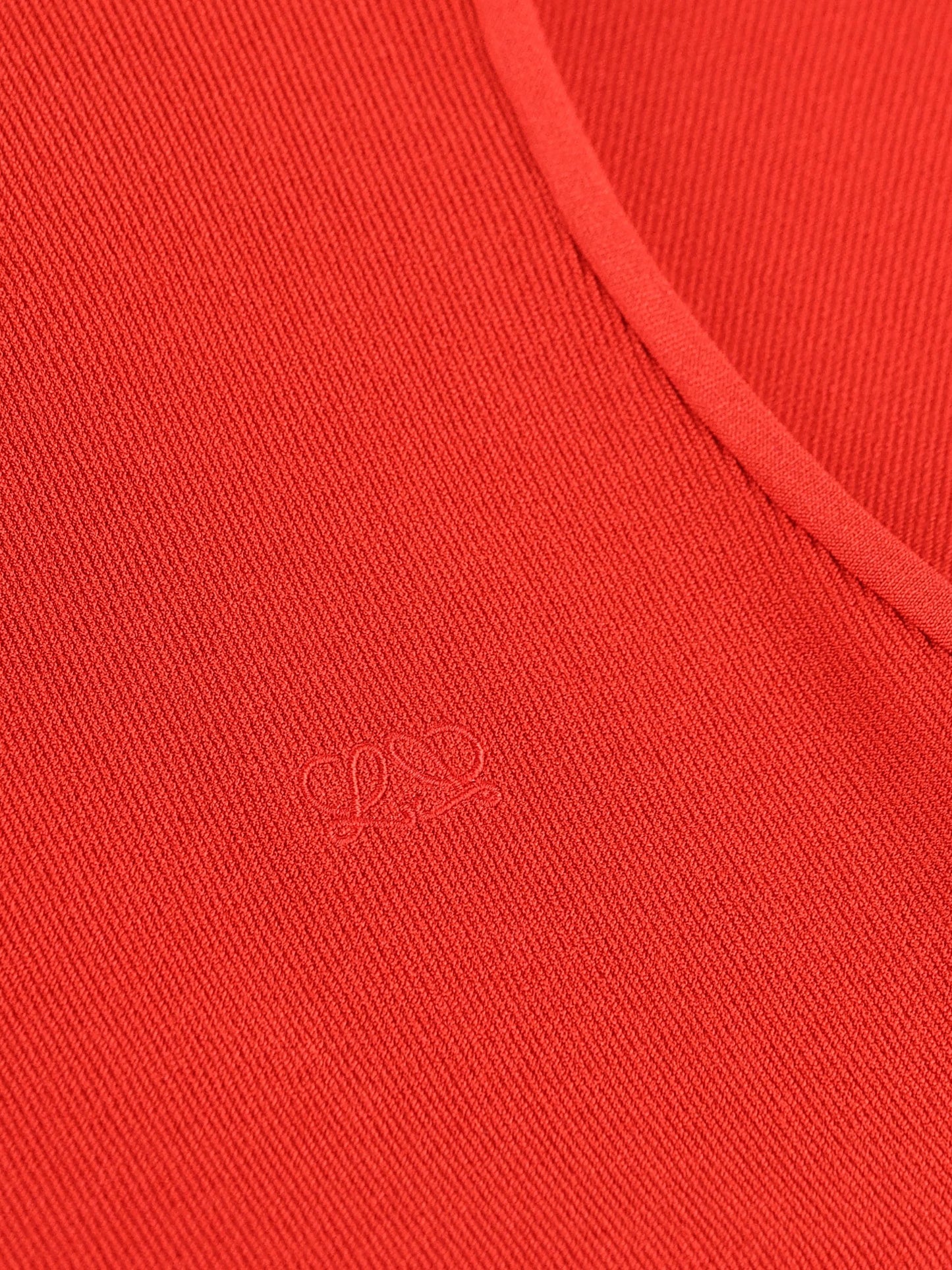 Top realizzato in misto viscosa. S540Y55K74 7100 LOEWE 