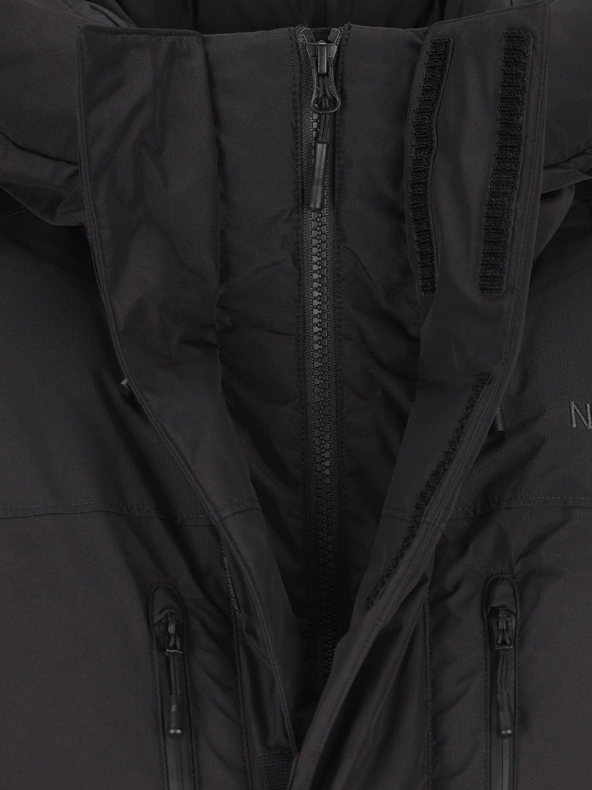 Giacca realizzata in poliestere riciclato. NF0A8CG5 JK31 THE NORTH FACE 