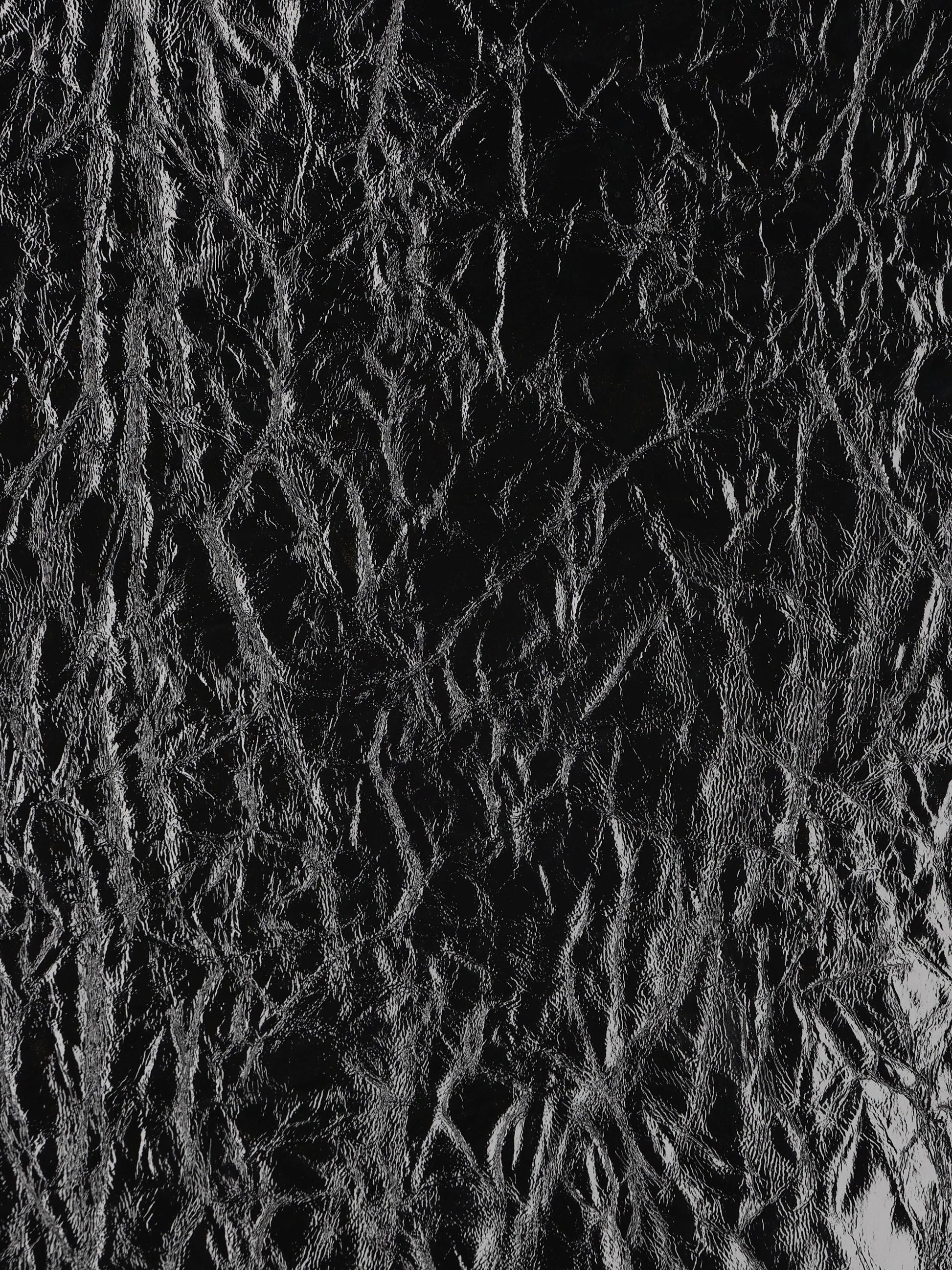 Gonna realizzata in pelle lucida e neoprene. 850085 XNA8X1000 GUCCI 