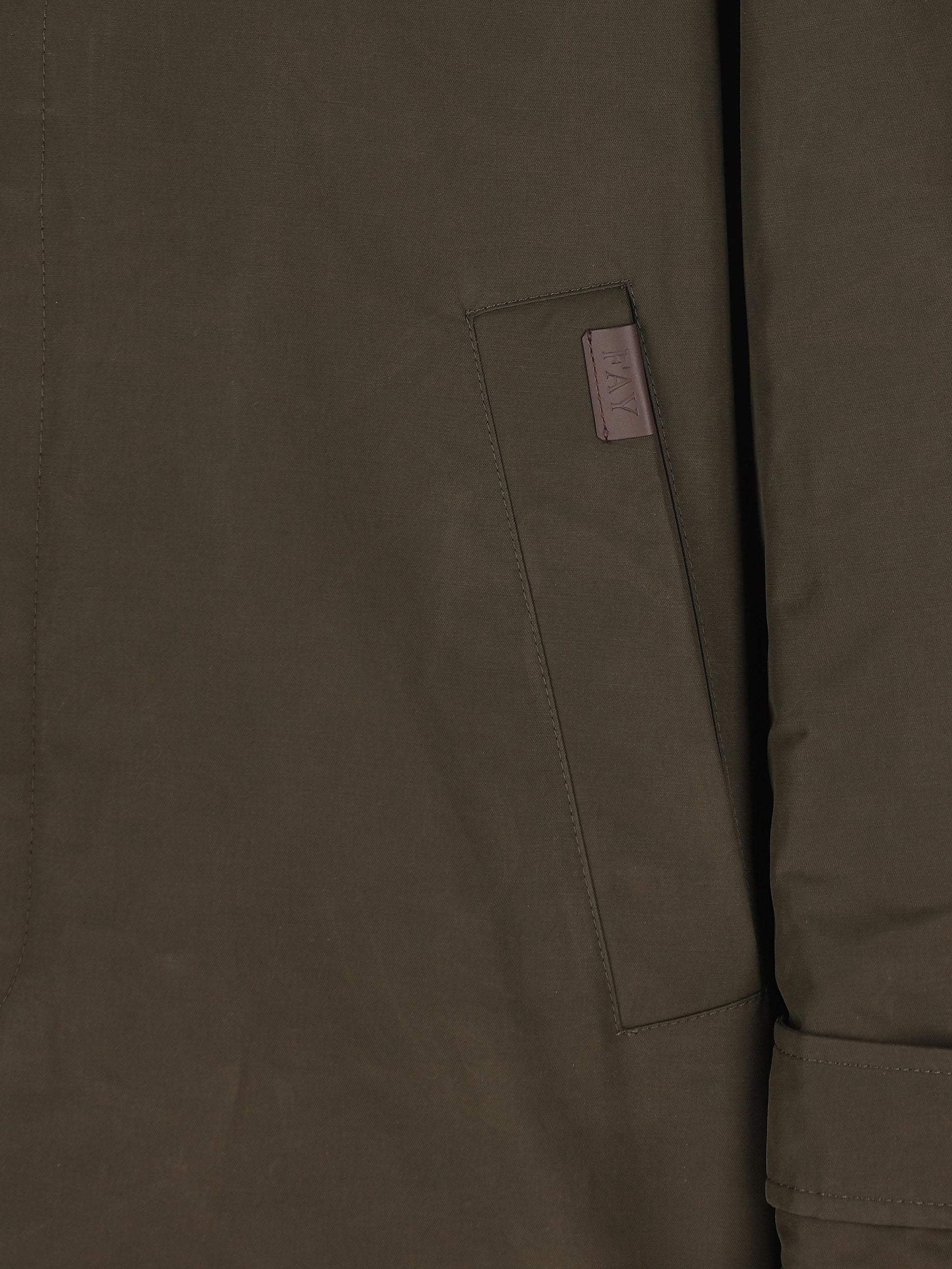 Cappotto realizzato in cotone. NAM13510100XLZ V805 FAY 