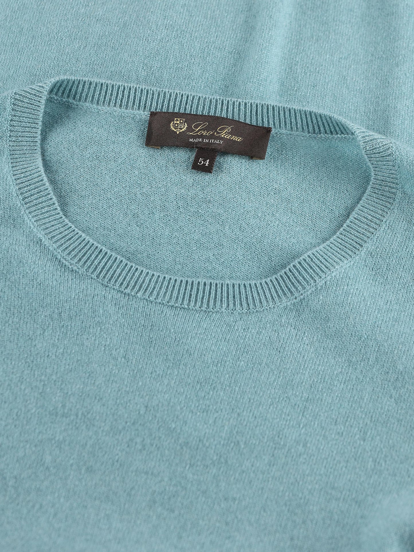 Maglia realizzata in cashmere. FAQ4511 60NT LORO PIANA 