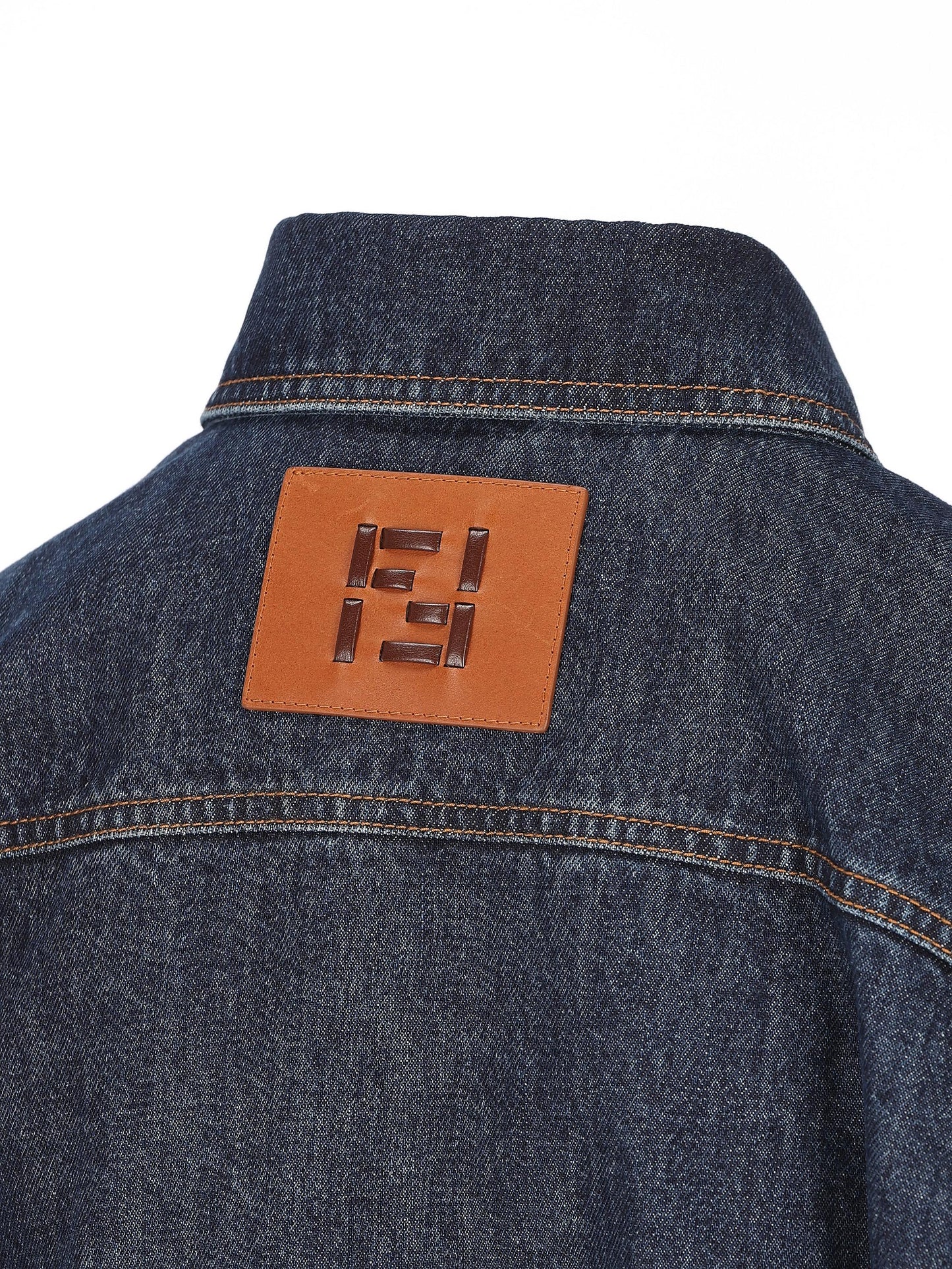 Giacca realizzata in cotone. FLF677 AW82F1UKI FENDI 