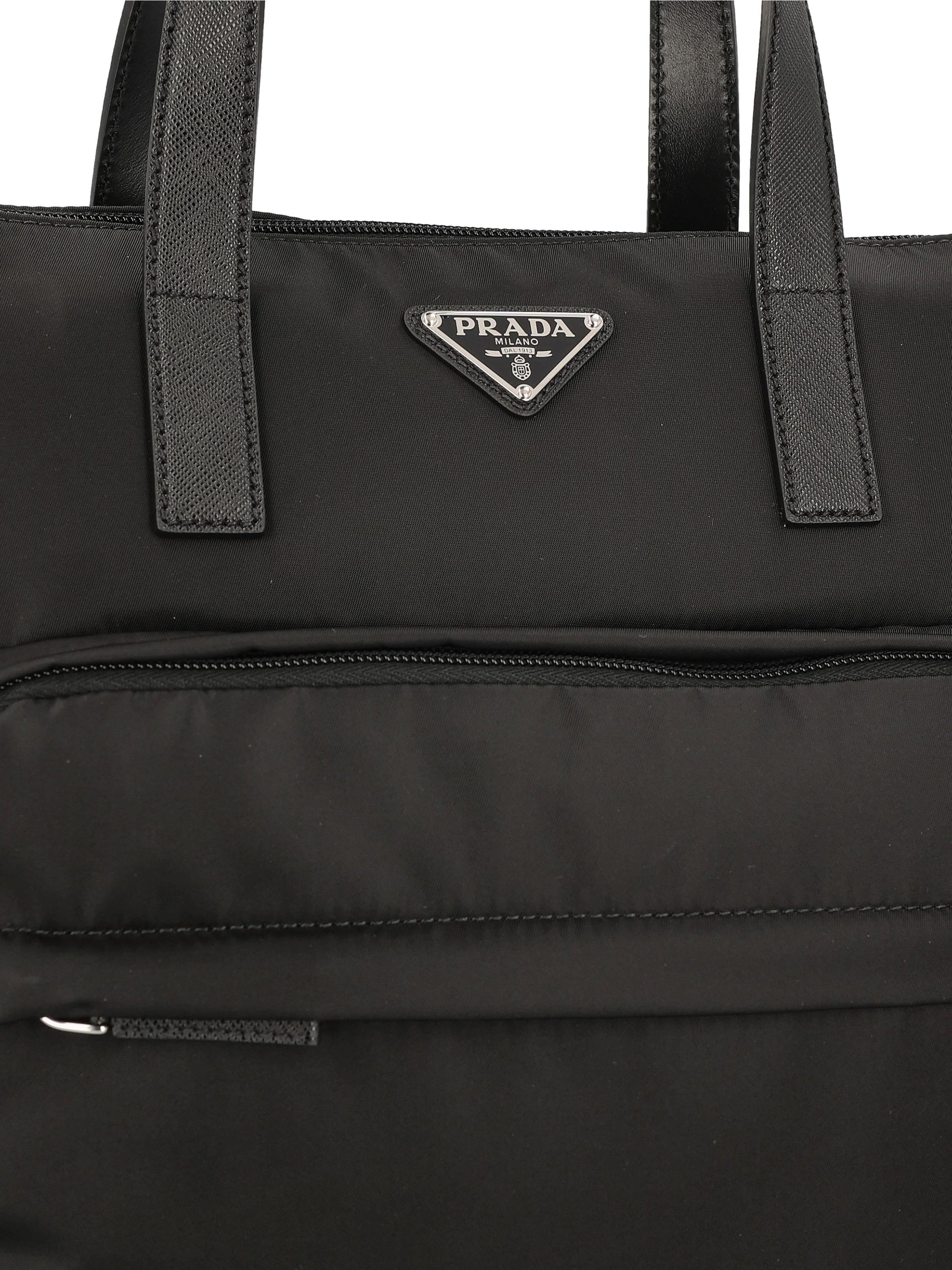 Borsa realizzata in poliammide riciclata. 2VG098 2DMGF0002 PRADA 